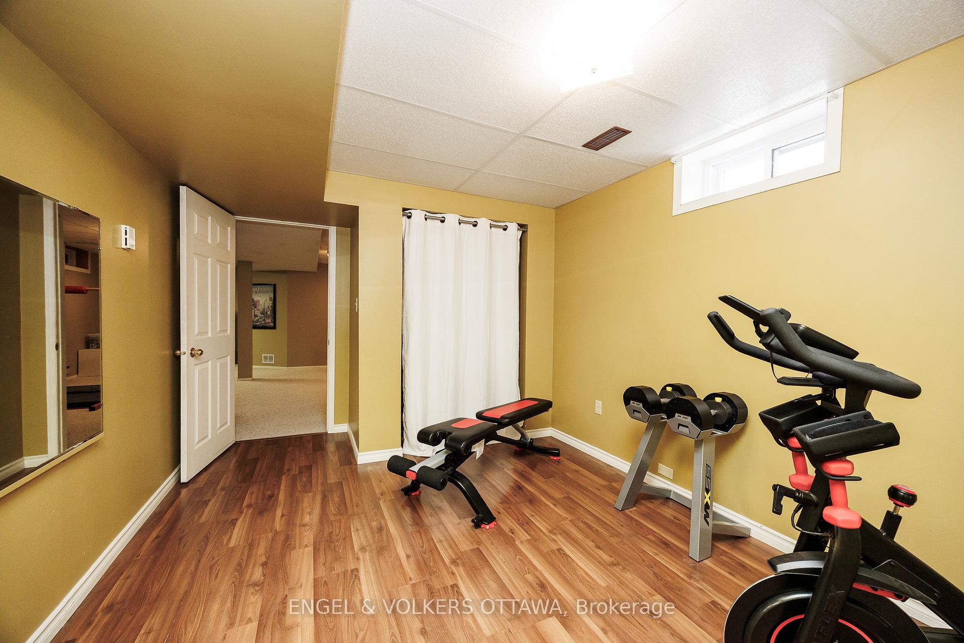 Photo 34 of 1516 Blue Rock Avenue, Ottawa, Kars — HOMEH