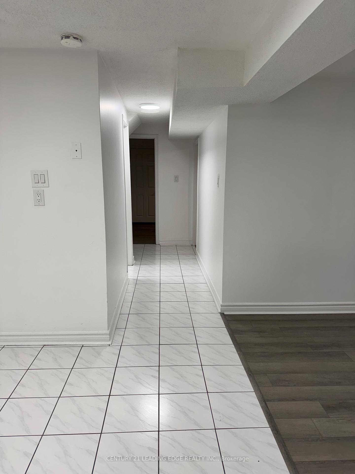 Photo 5 of Unit BSMT, 18 Coleraine Avenue, Markham, Middlefield — HOMEH