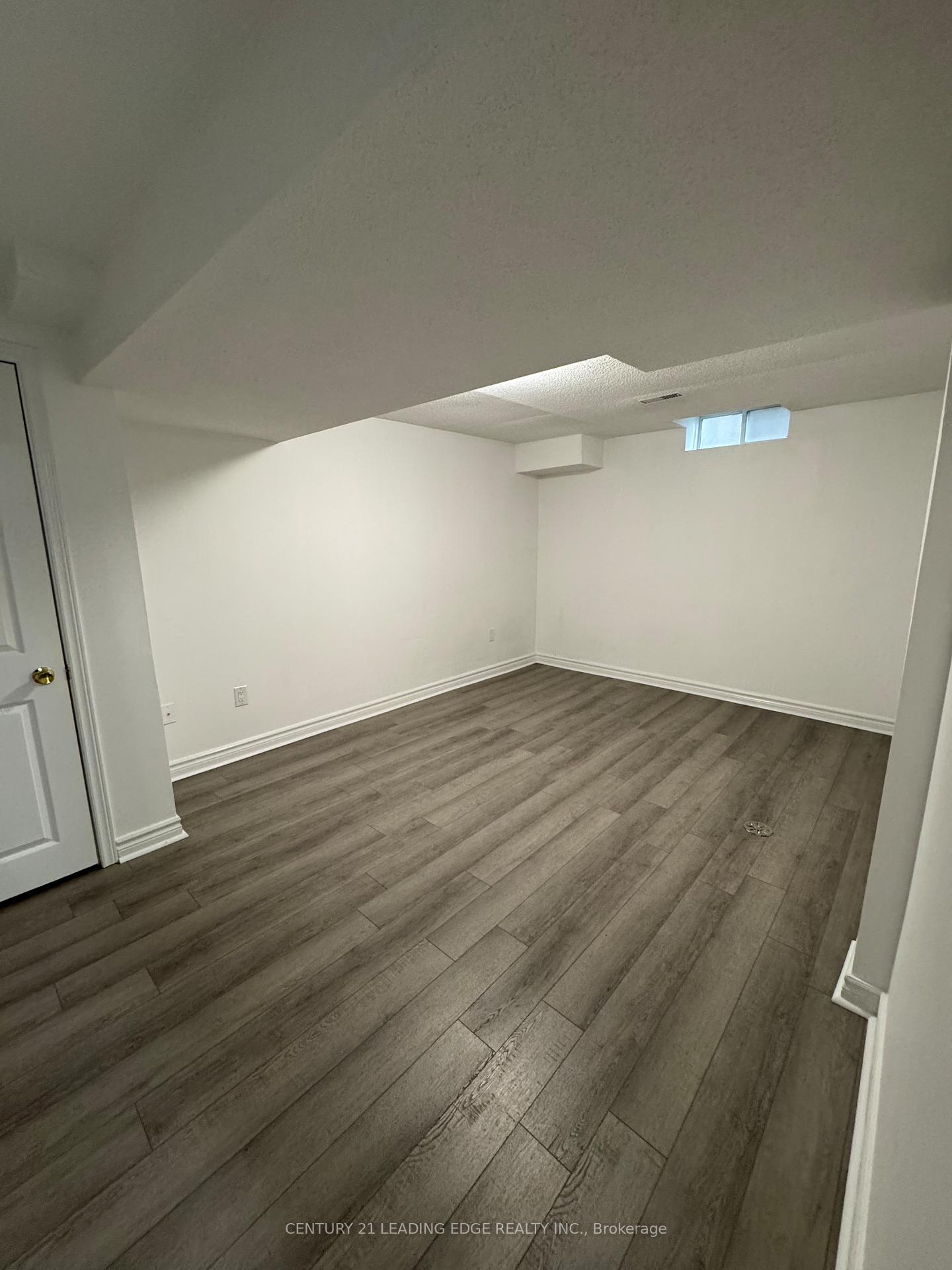 Photo 10 of Unit BSMT, 18 Coleraine Avenue, Markham, Middlefield — HOMEH
