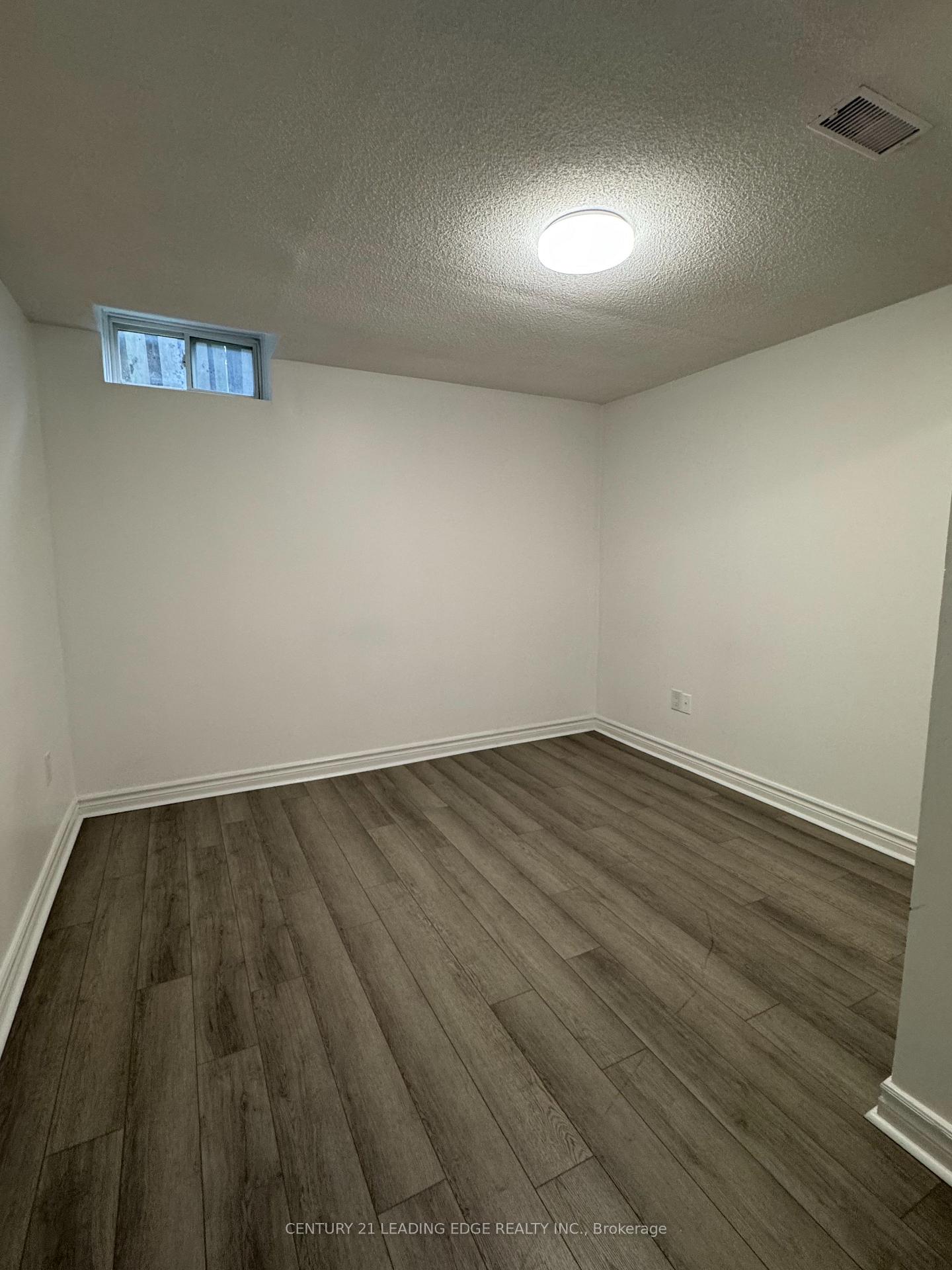 Photo 12 of Unit BSMT, 18 Coleraine Avenue, Markham, Middlefield — HOMEH