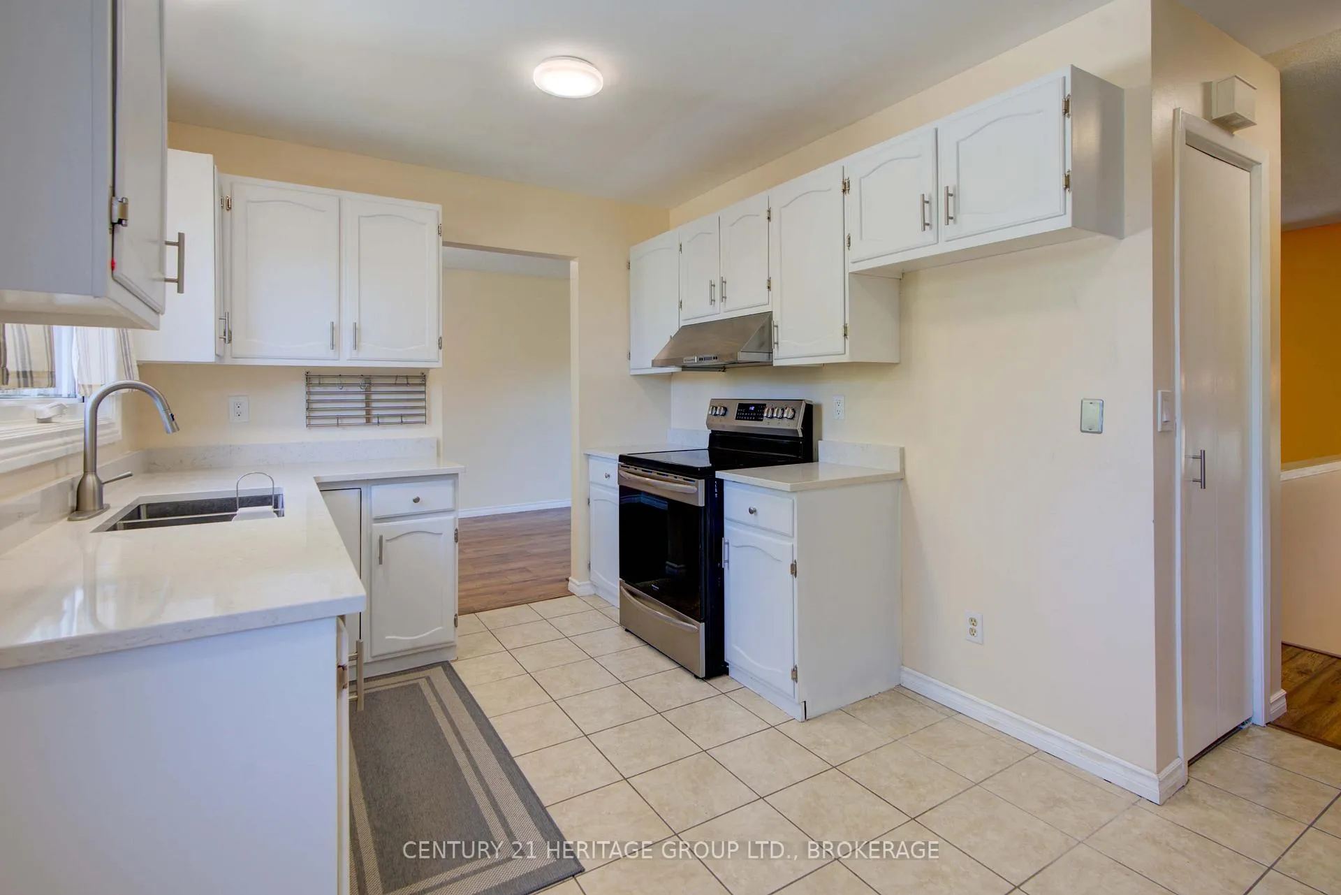 Photo 34 of 312 Boxwood Street, Kingston, South of Taylor-Kidd Blvd — HOMEH
