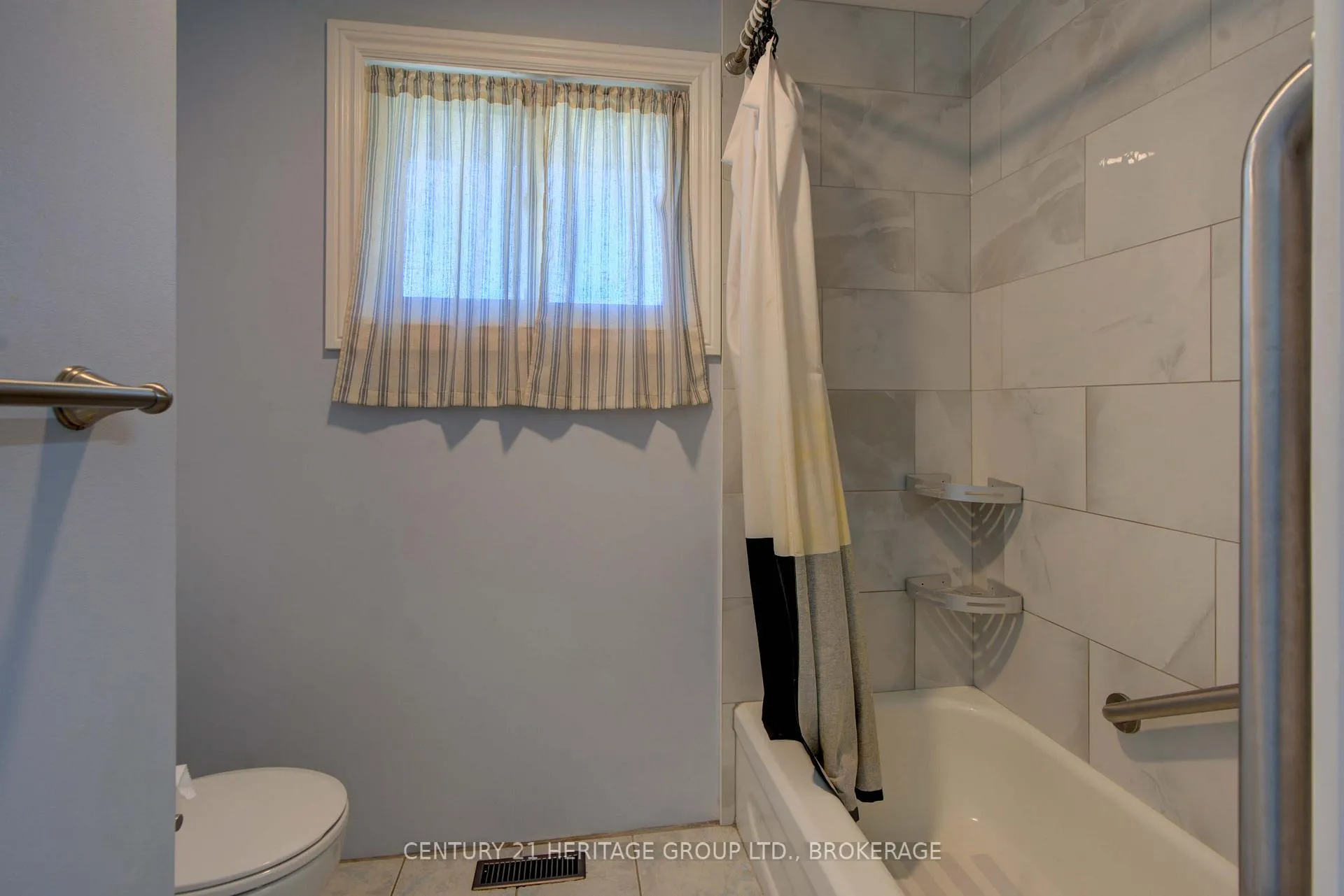 Photo 68 of 312 Boxwood Street, Kingston, South of Taylor-Kidd Blvd — HOMEH