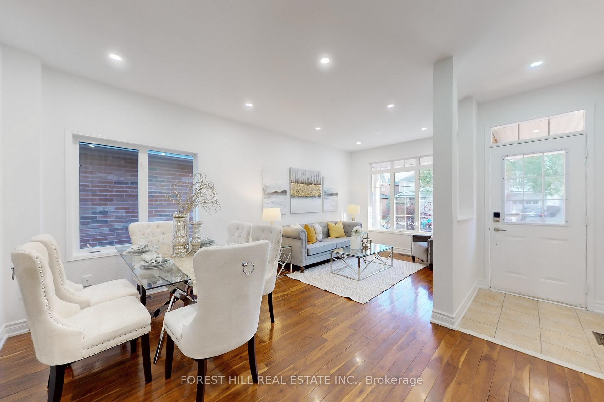 Photo 5 of 128 Weatherill Road, Markham, Berczy — HOMEH