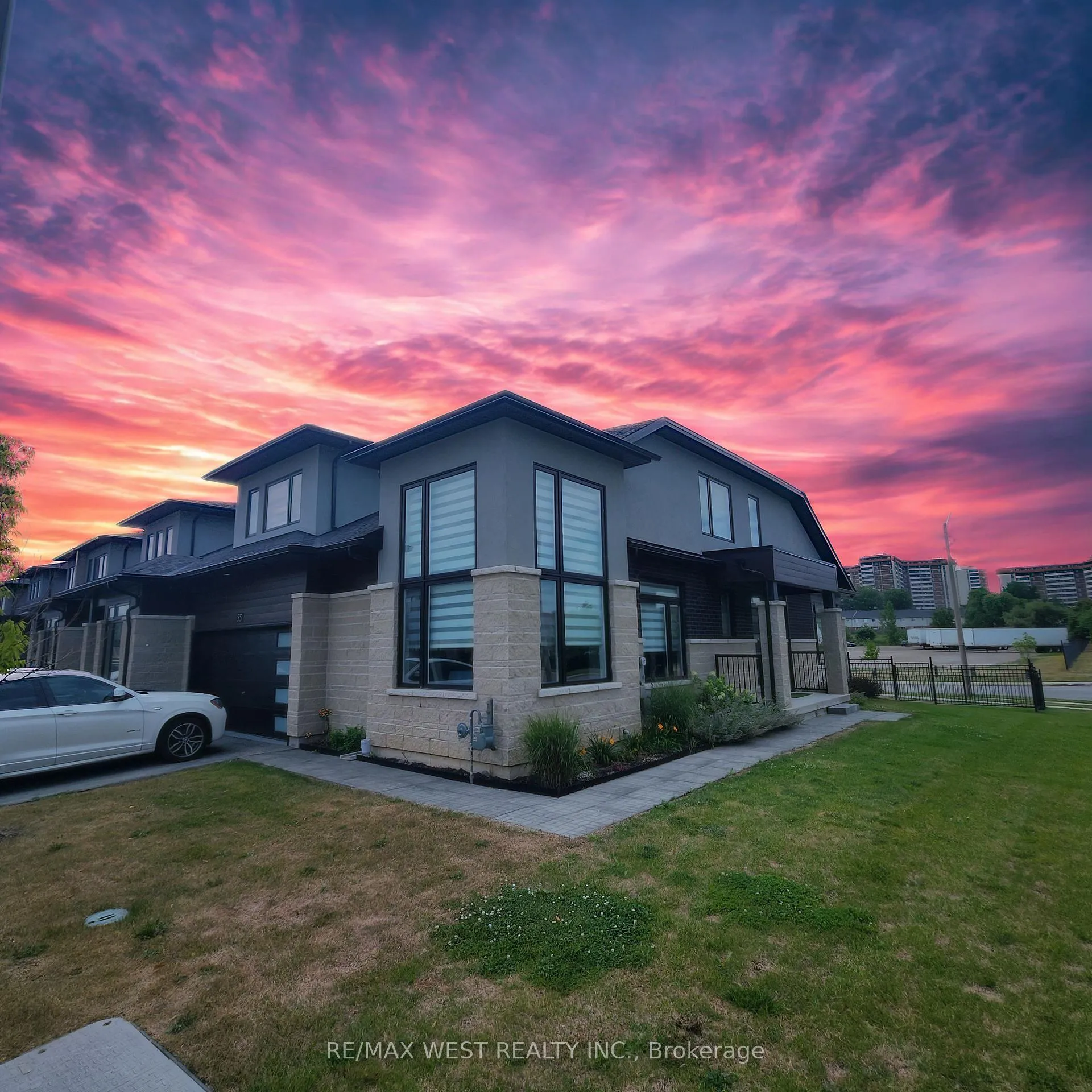 Photo 9 of 55 Welch Lane, Hamilton, Mountview — HOMEH