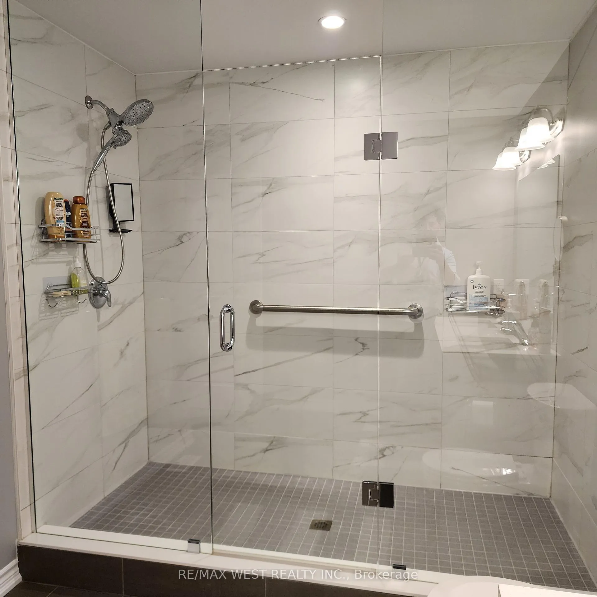 Photo 63 of 55 Welch Lane, Hamilton, Mountview — HOMEH