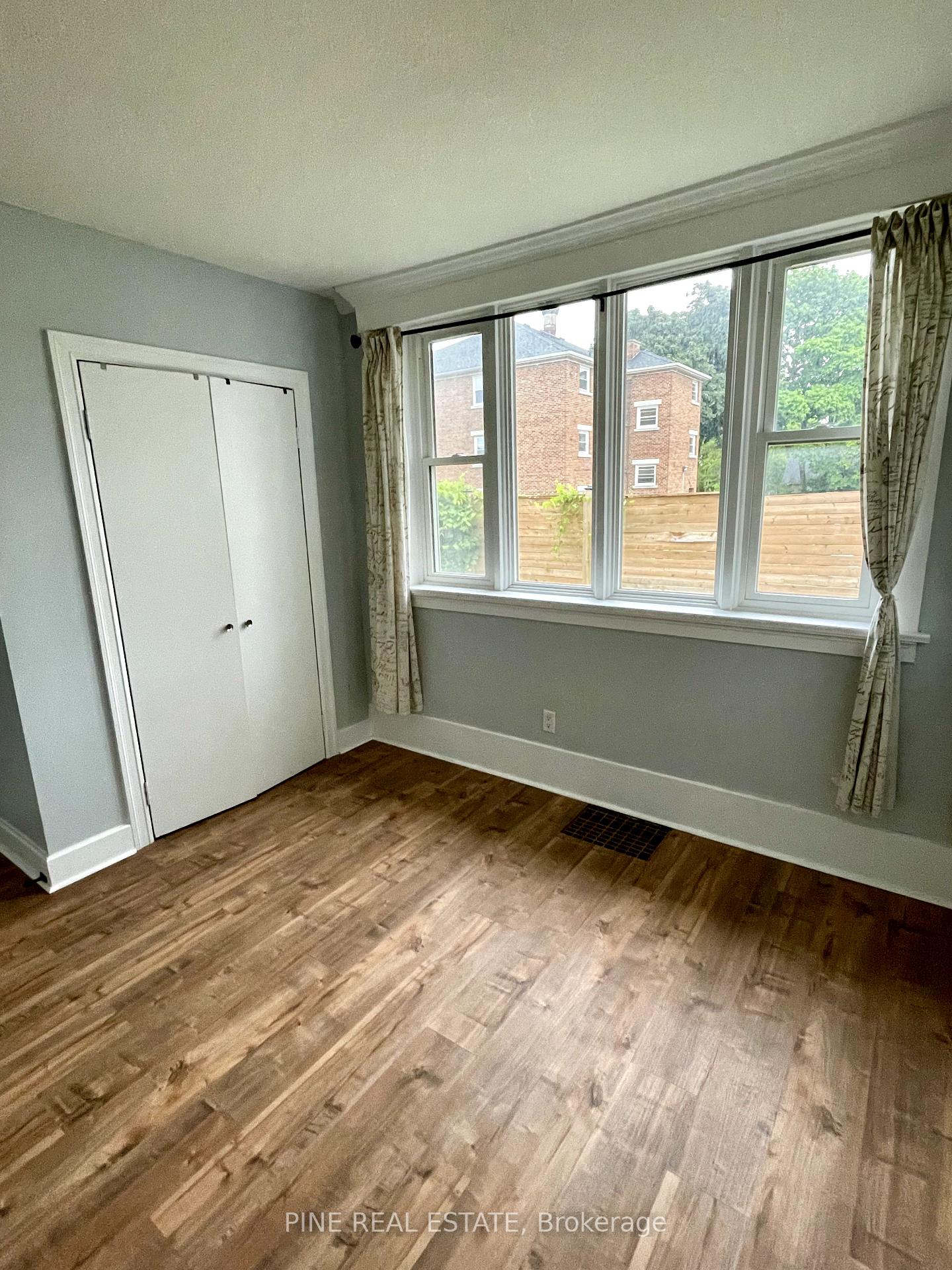 Photo 8 of Unit Main, 15 Peter Street, Kitchener — HOMEH