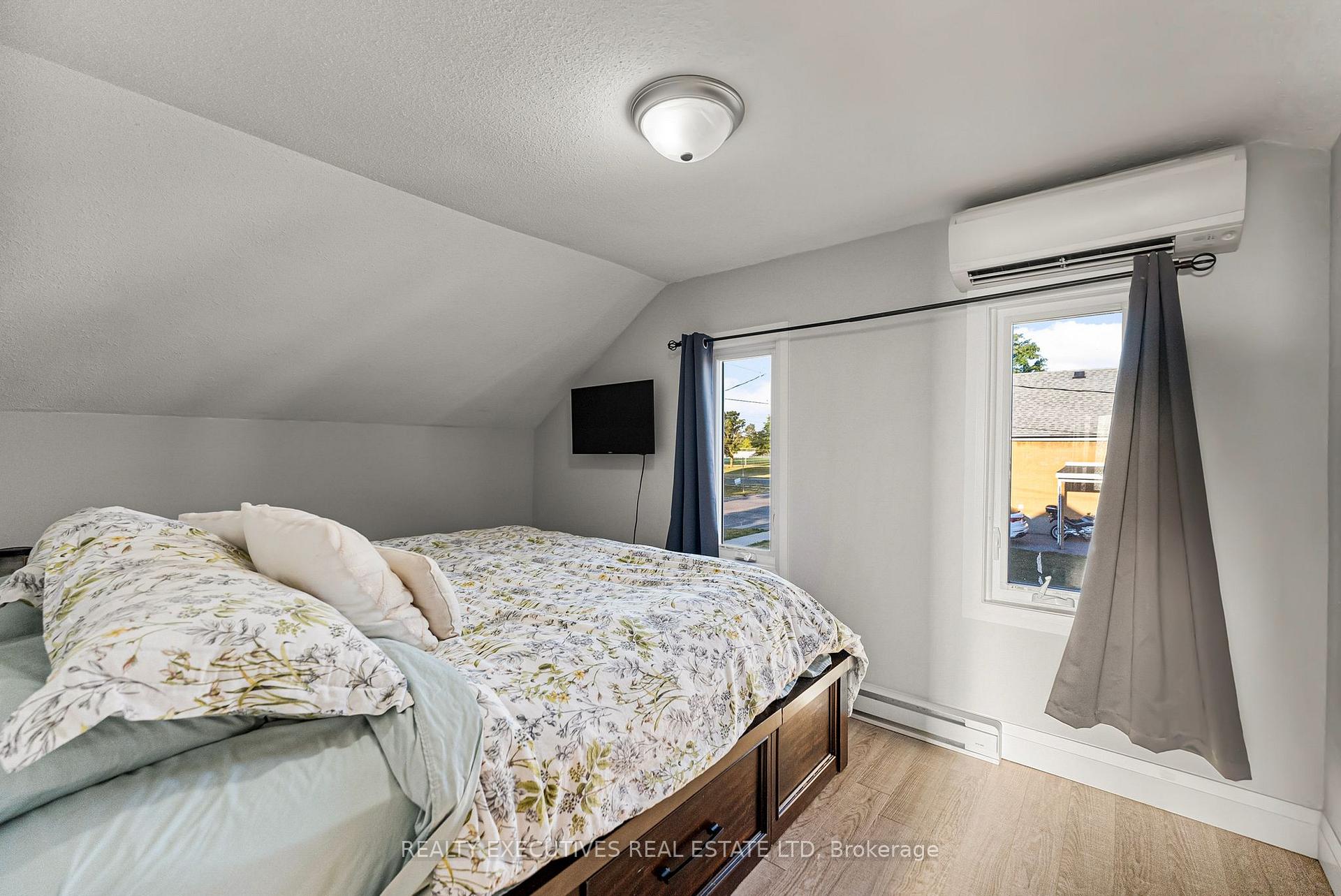 Photo 23 of 89 Churchill Street, Kingston, Central City West — HOMEH