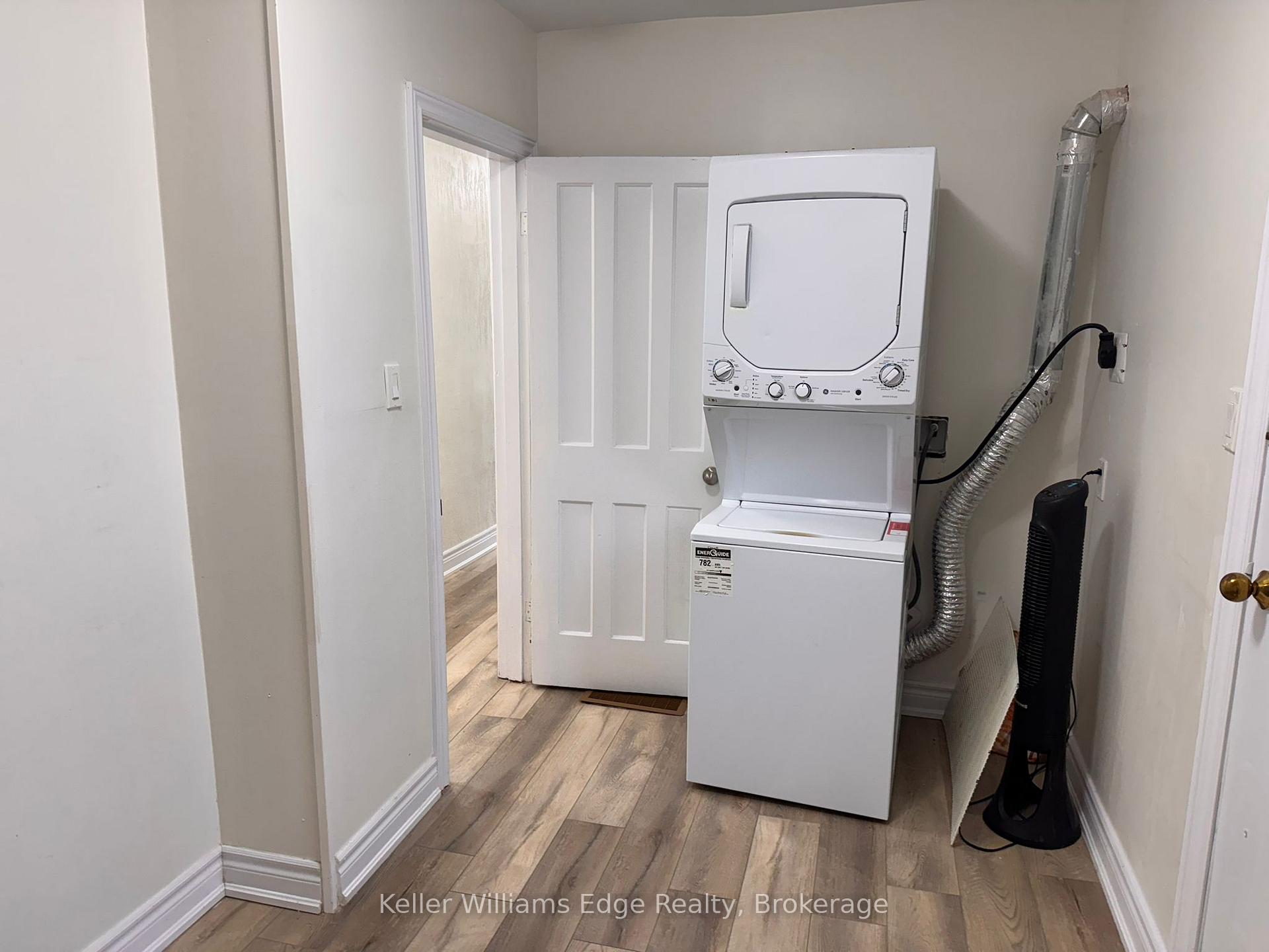 Photo 11 of Unit 2, 287 Hunter Street E, Hamilton, Corktown — HOMEH