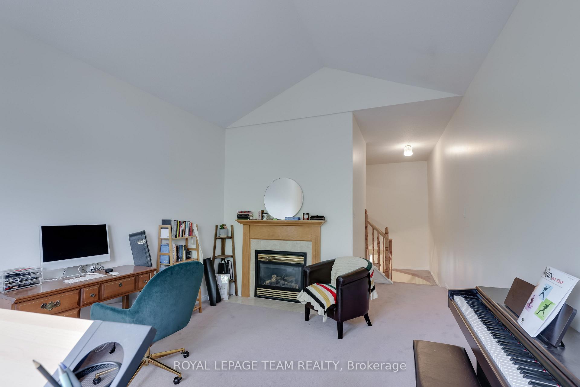 Photo 25 of 180 Kinross Private, Ottawa, Kanata - Morgan's Grant/South March — HOMEH