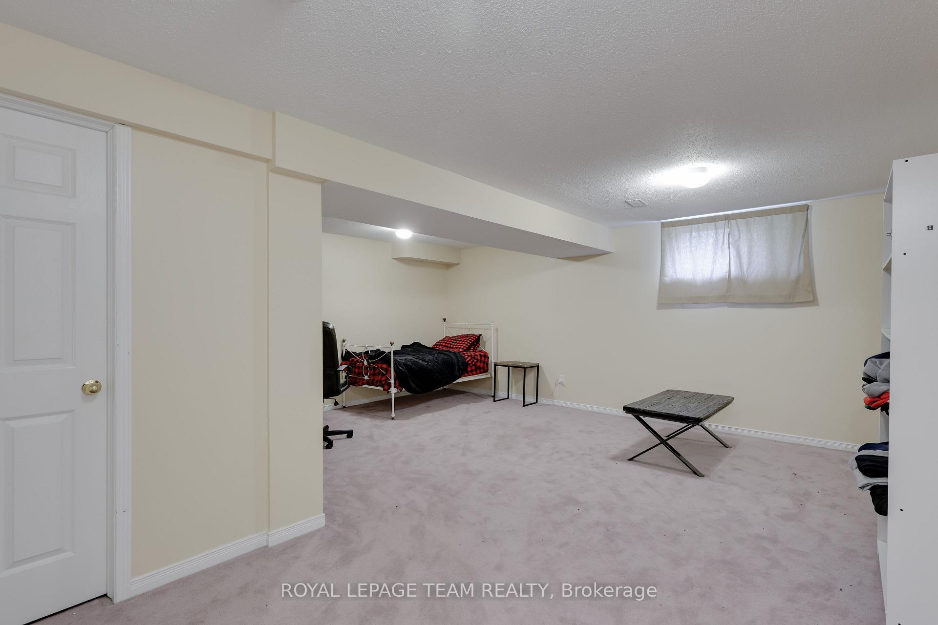 Photo 42 of 180 Kinross Private, Ottawa, Kanata - Morgan's Grant/South March — HOMEH