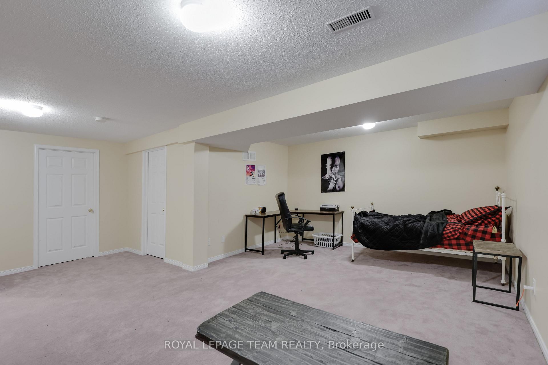 Photo 43 of 180 Kinross Private, Ottawa, Kanata - Morgan's Grant/South March — HOMEH