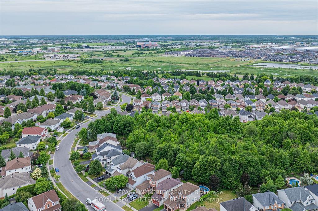 Photo 48 of 178 Insmill Crescent, Ottawa, Kanata - Kanata Lakes/Heritage Hills — HOMEH
