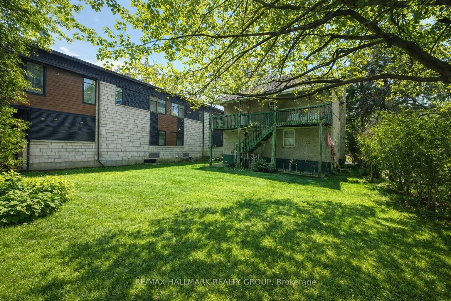 Photo 3 of 230 Columbus Avenue, Ottawa, Overbrook/Castle Heights — HOMEH