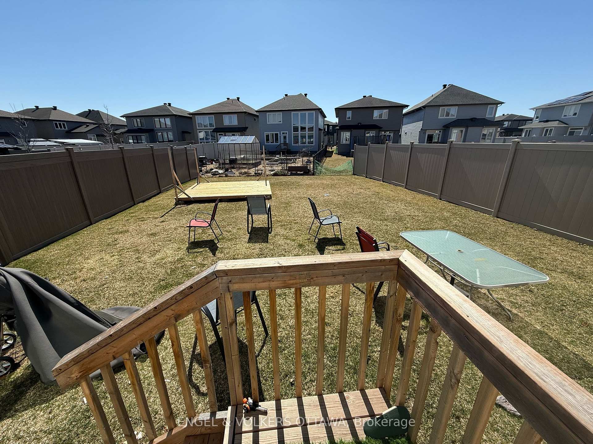 Photo 25 of 215 Condado Crescent, Ottawa, Kanata - Emerald Meadows/Trailwest — HOMEH