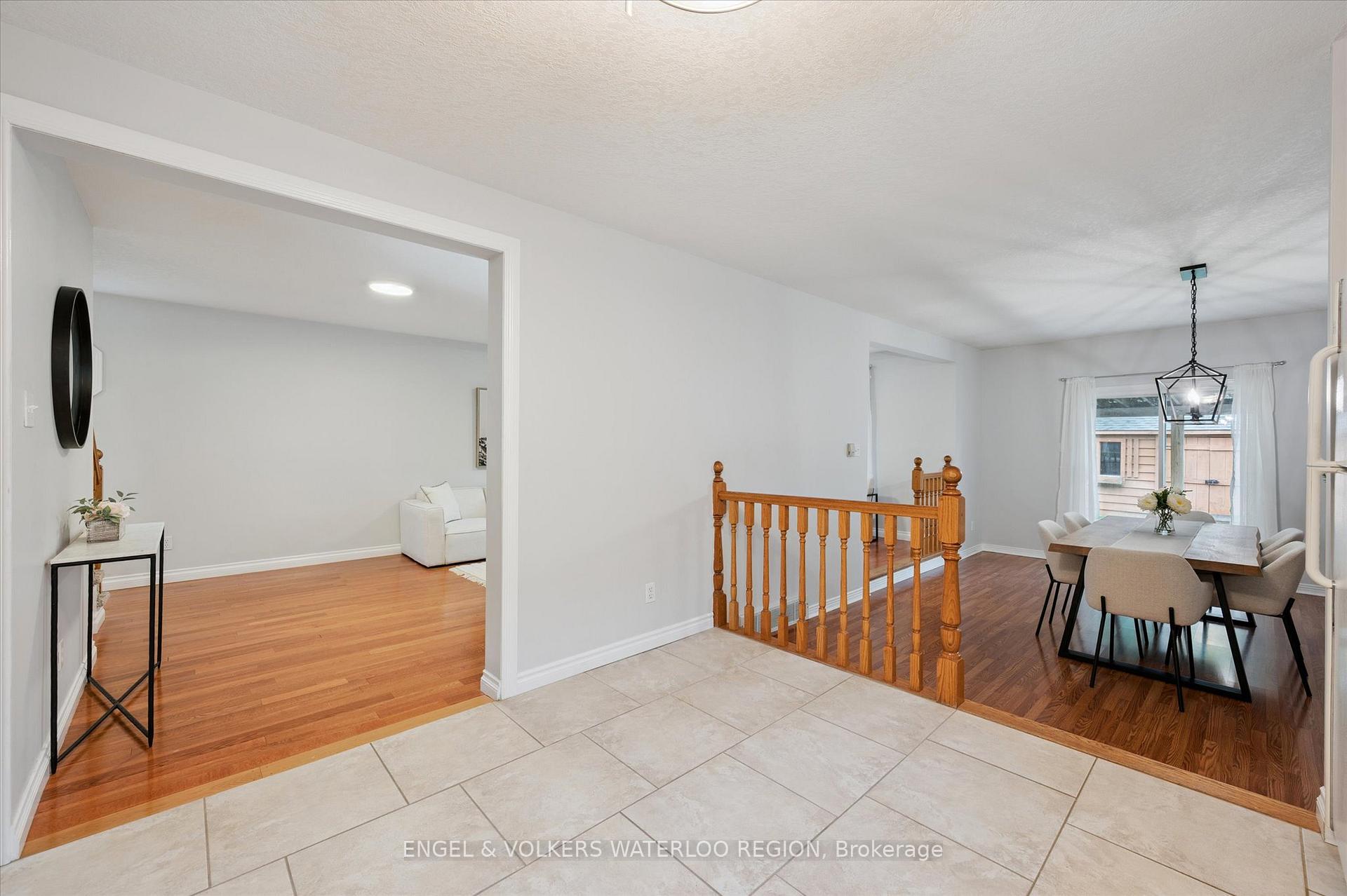 Photo 14 of 63 Gregg Court, Kitchener — HOMEH
