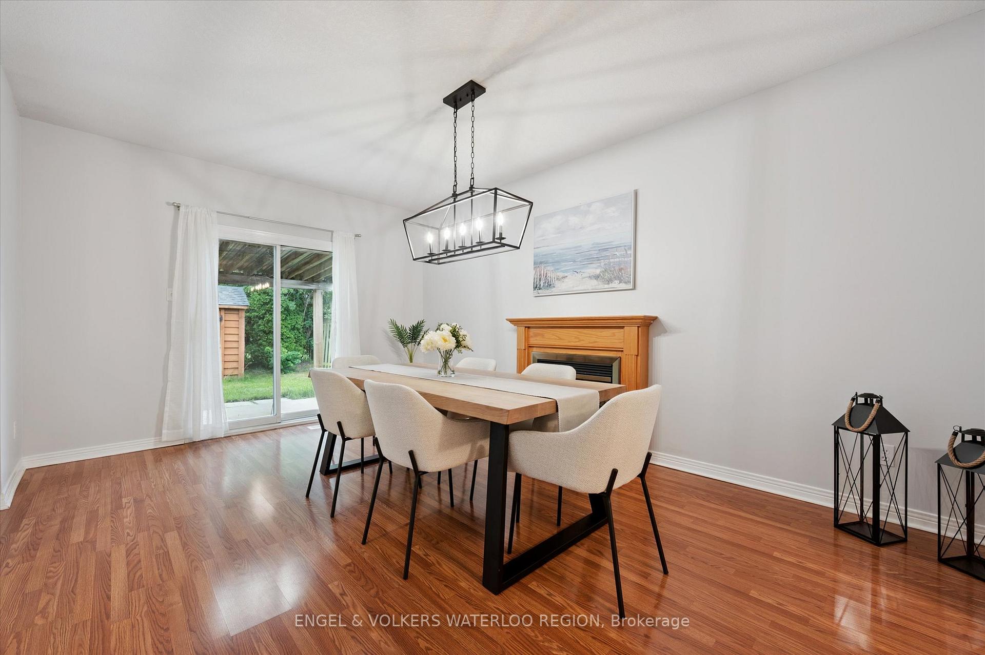 Photo 16 of 63 Gregg Court, Kitchener — HOMEH