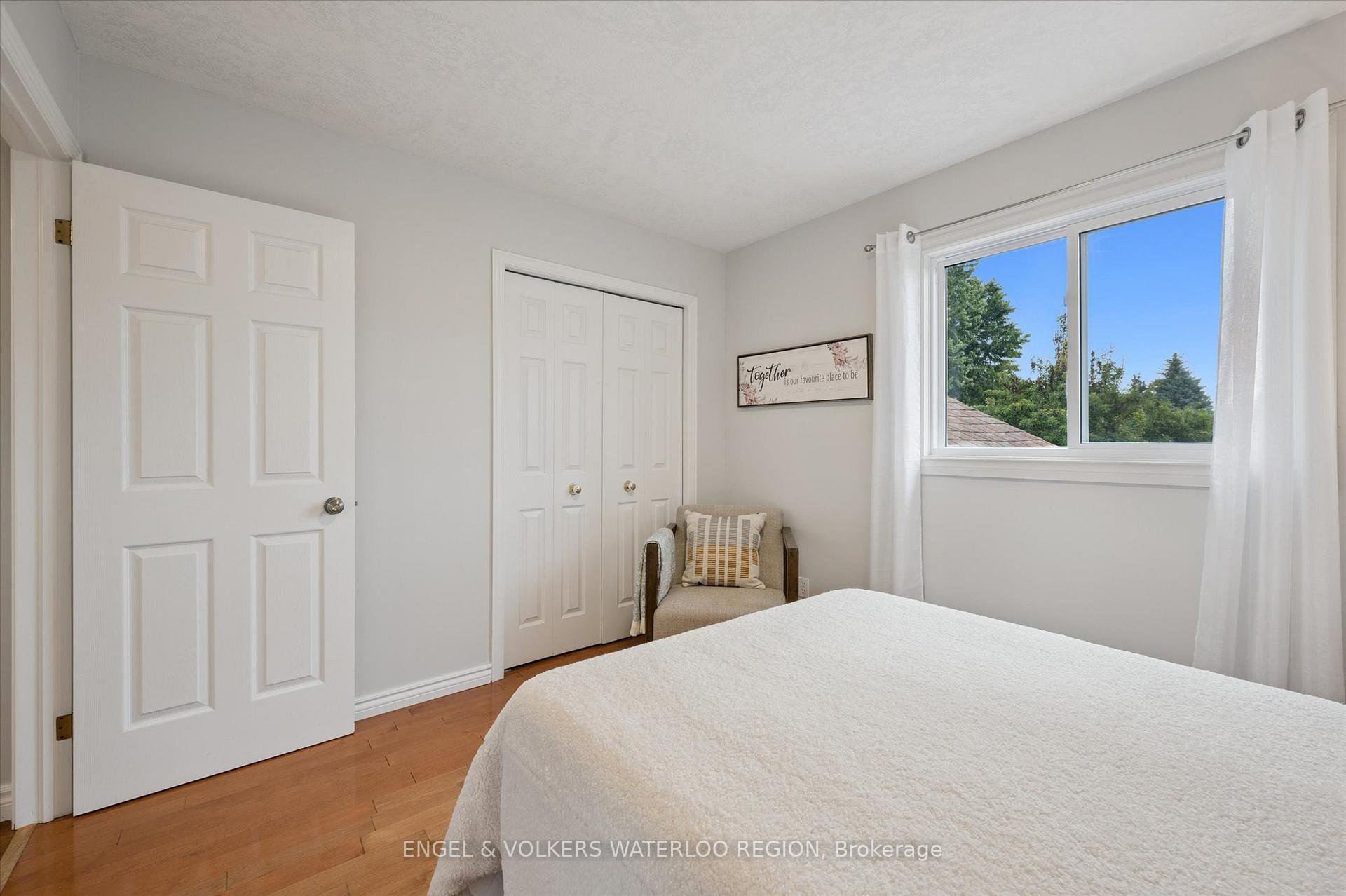 Photo 27 of 63 Gregg Court, Kitchener — HOMEH