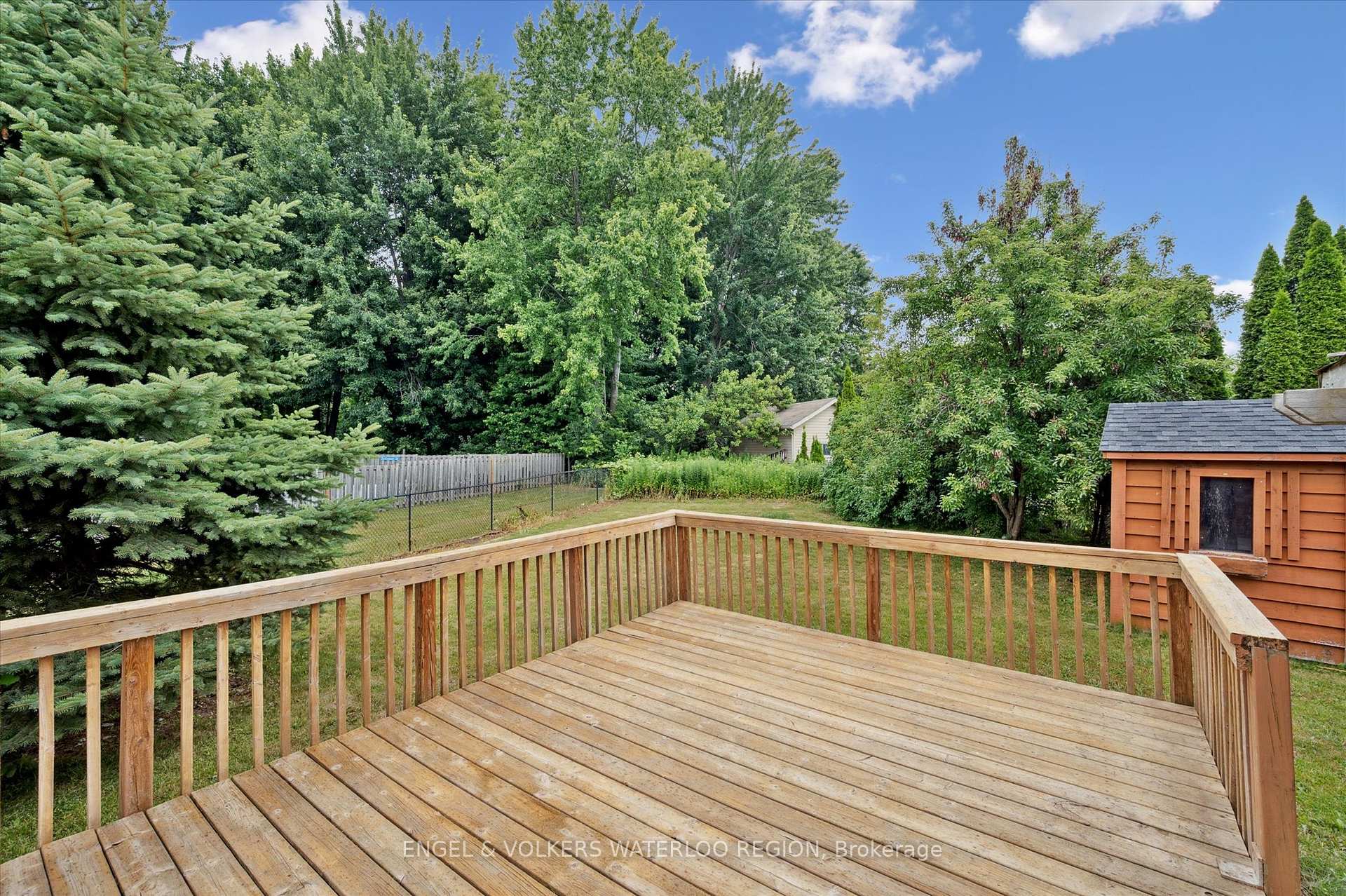 Photo 38 of 63 Gregg Court, Kitchener — HOMEH