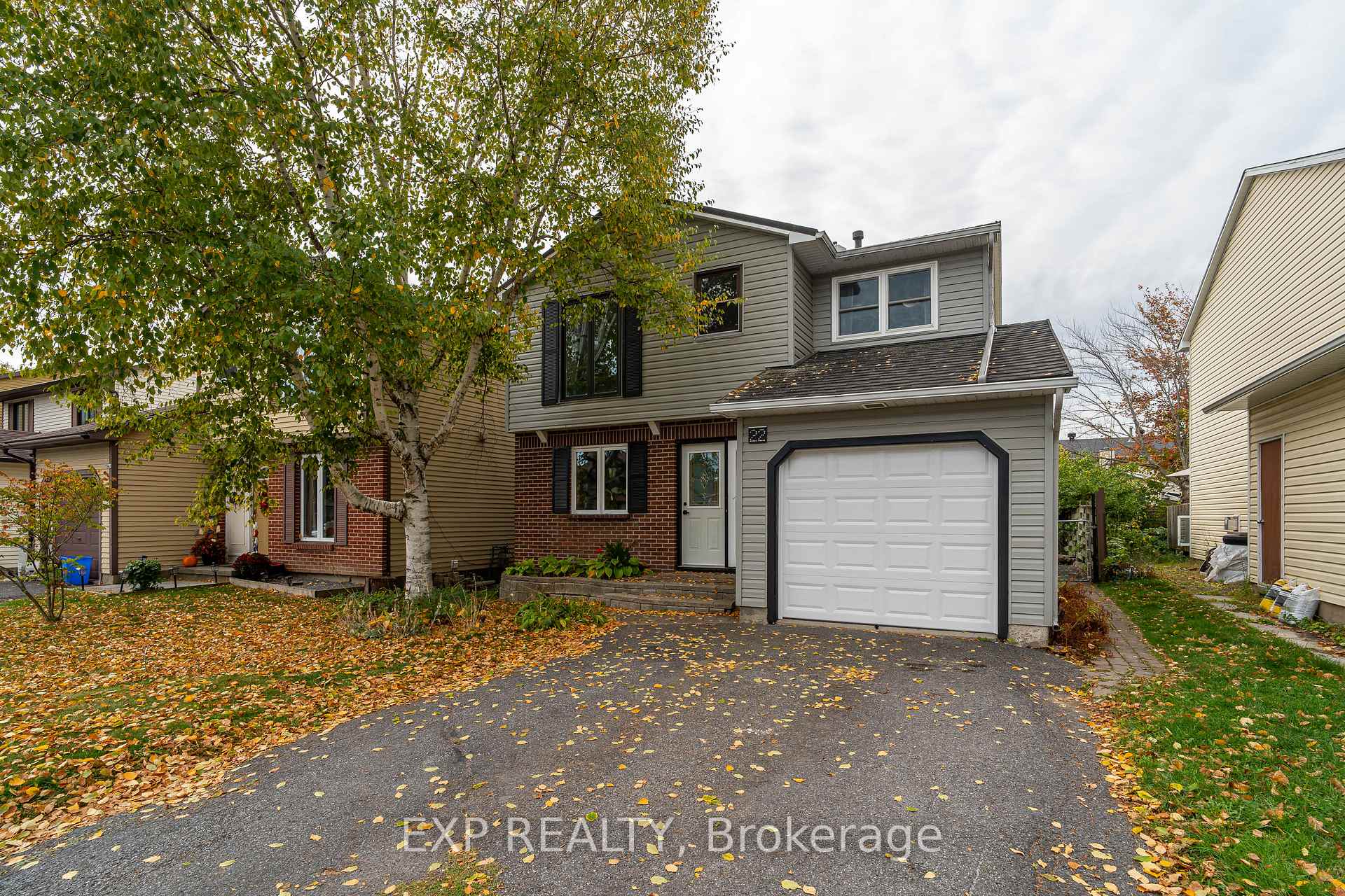 Photo 1 of 22 Rickey Place, Ottawa, Kanata - Glencairn/Hazeldean — HOMEH