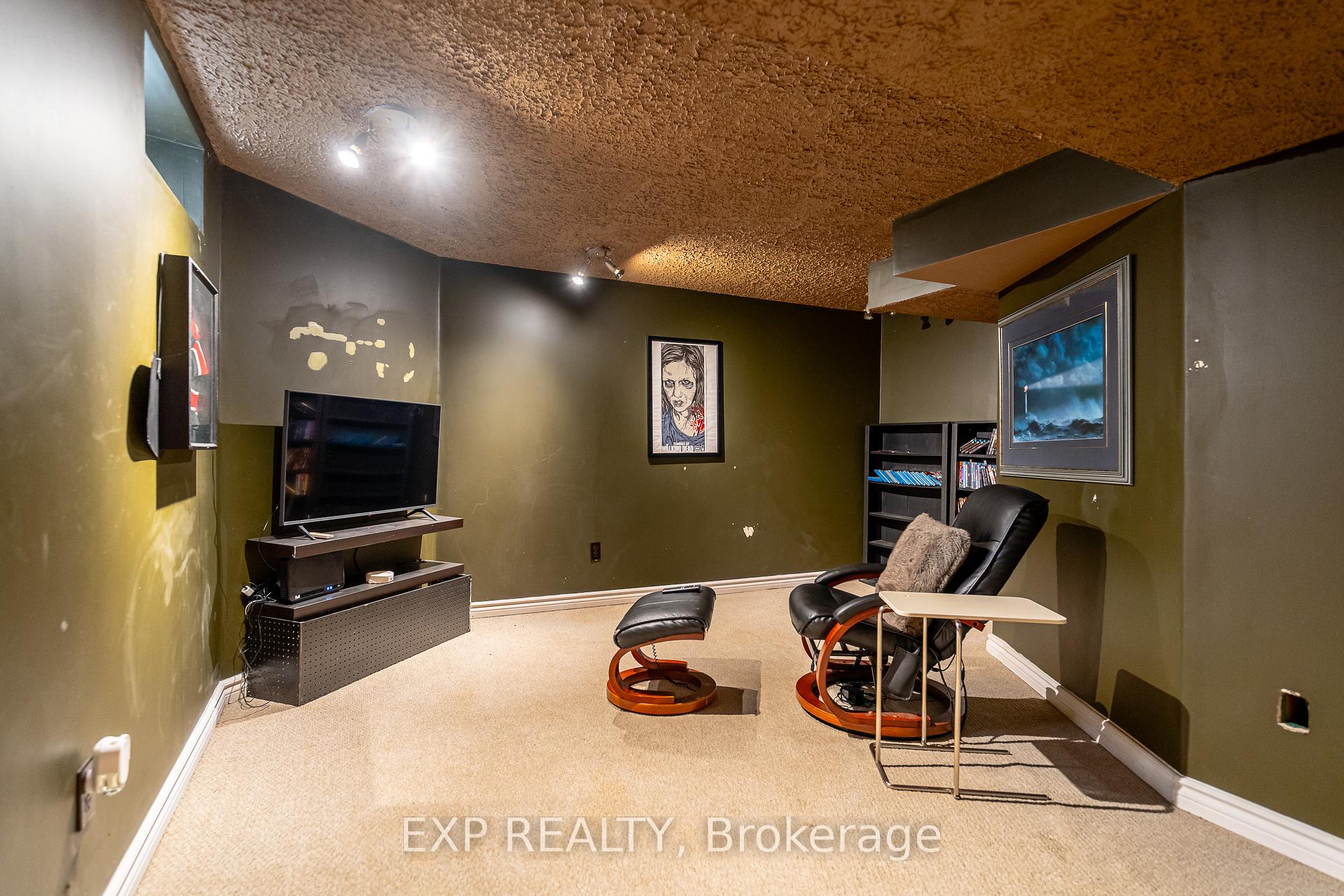Photo 33 of 22 Rickey Place, Ottawa, Kanata - Glencairn/Hazeldean — HOMEH