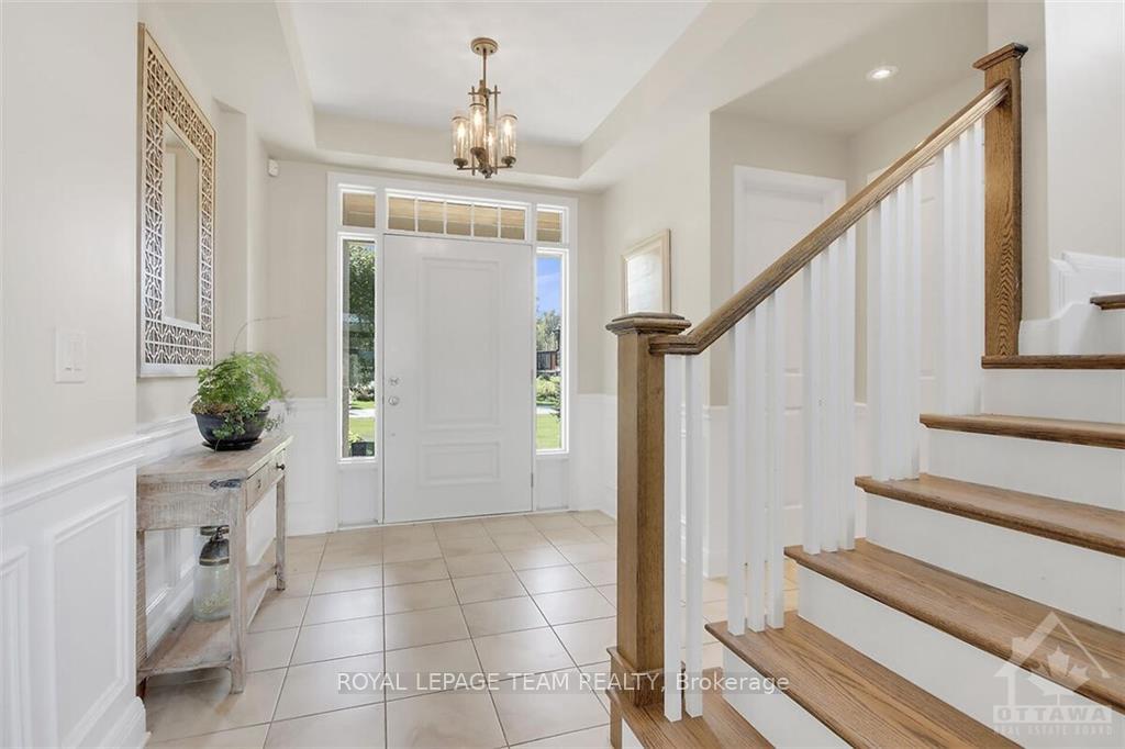 Photo 3 of 229 Cabrelle Place, Ottawa, Manotick Village & Manotick Estates — HOMEH