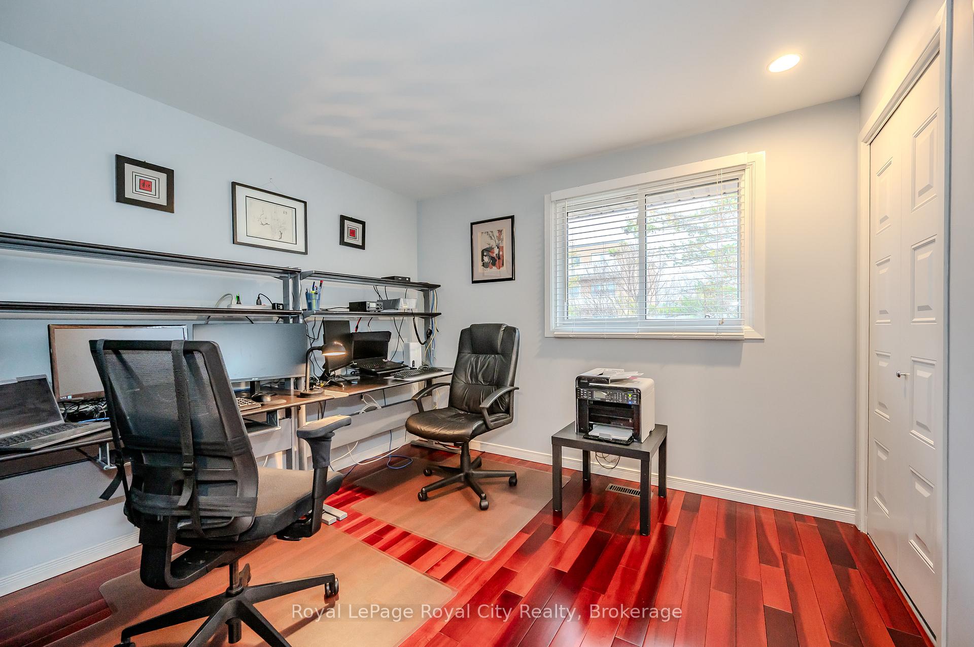 Photo 26 of 27 Shuh Avenue, Kitchener — HOMEH