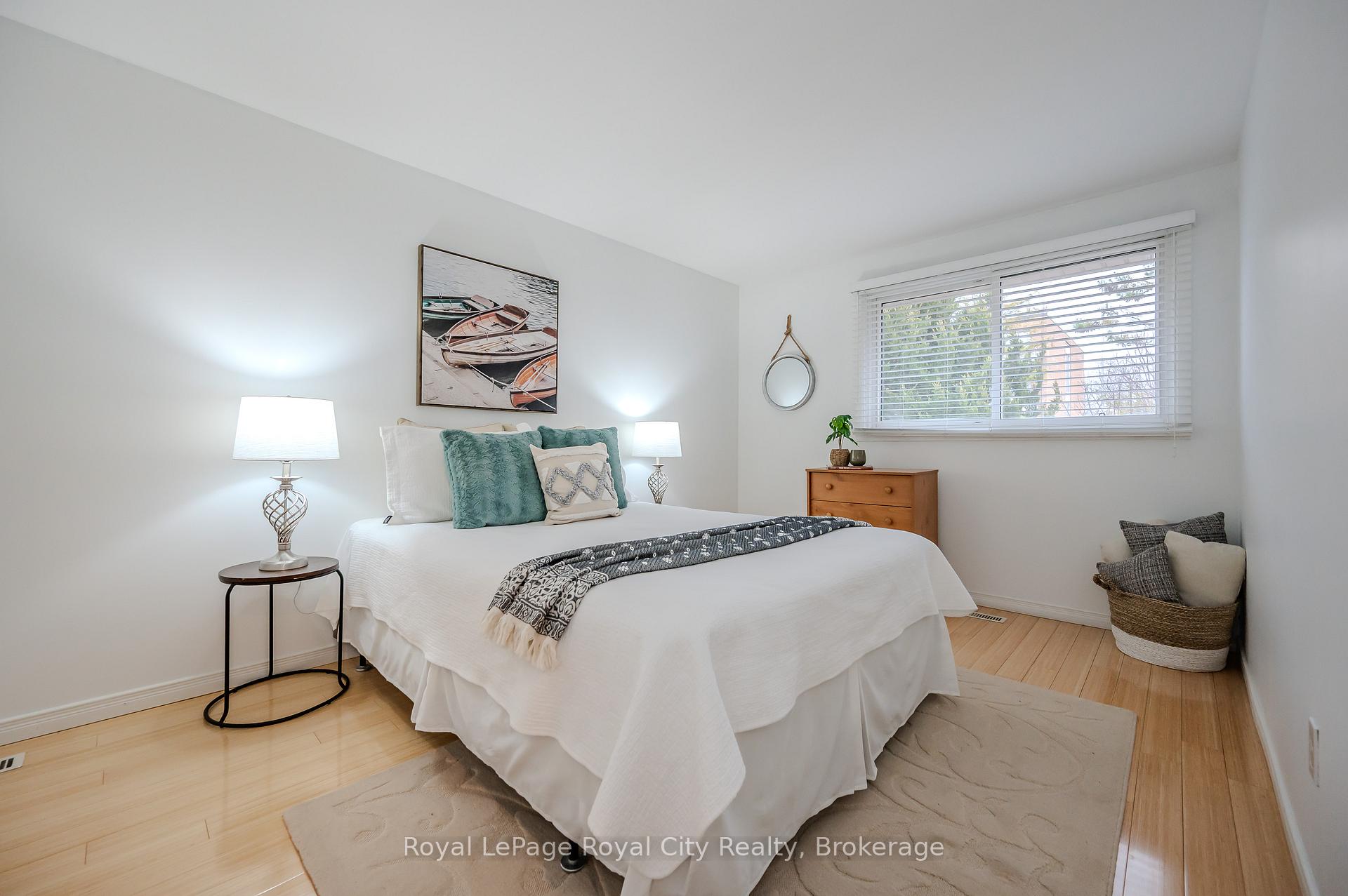 Photo 28 of 27 Shuh Avenue, Kitchener — HOMEH