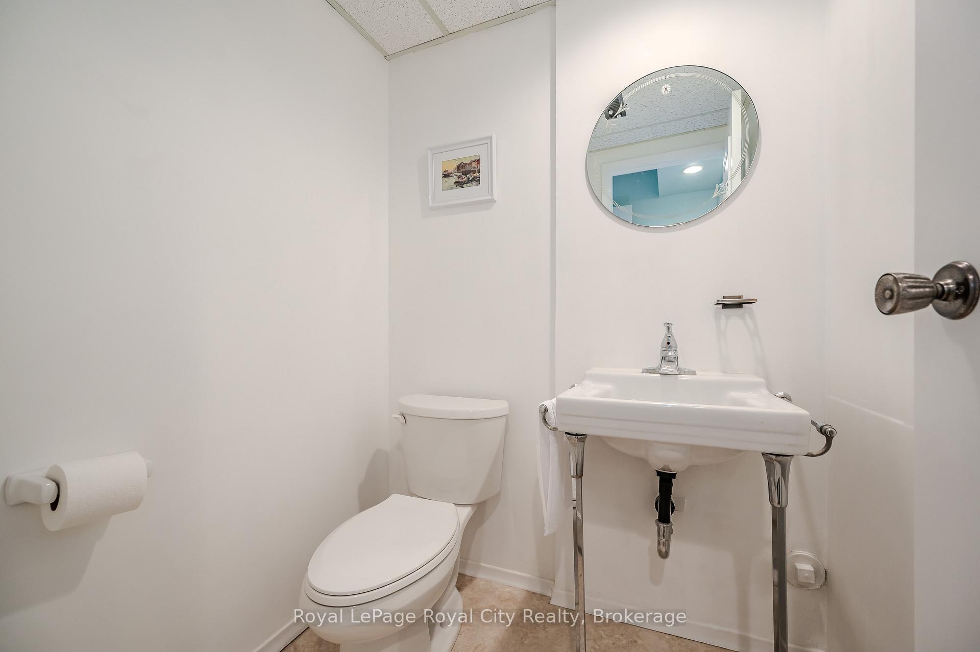 Photo 34 of 27 Shuh Avenue, Kitchener — HOMEH