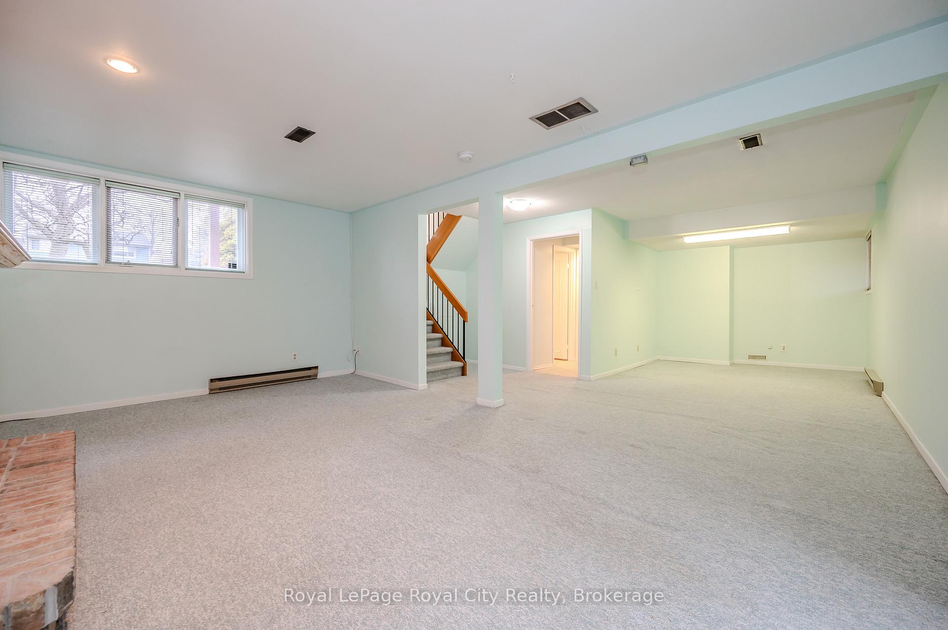 Photo 42 of 27 Shuh Avenue, Kitchener — HOMEH