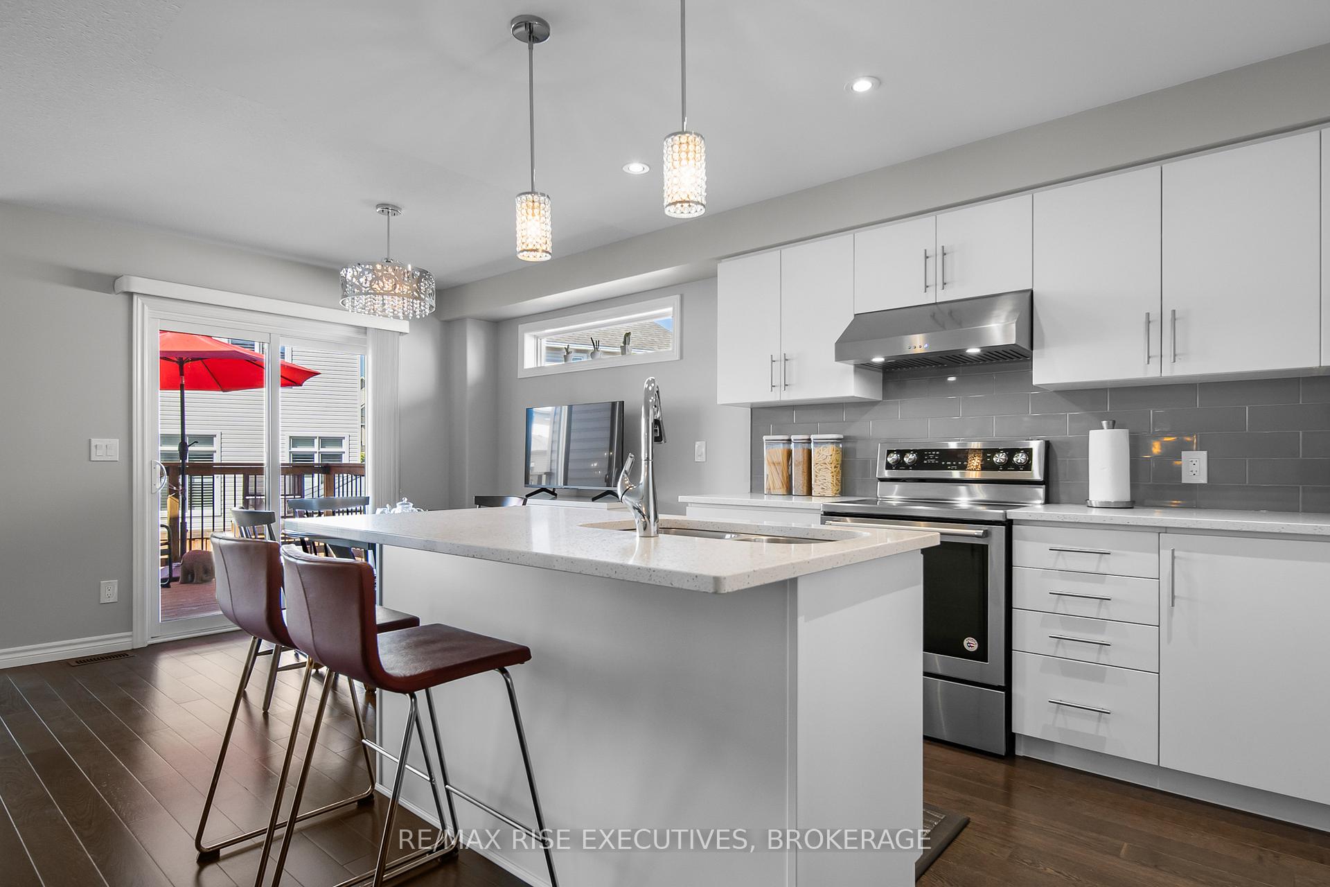 Photo 13 of 1425 Monarch Drive, Kingston, City Northwest — HOMEH