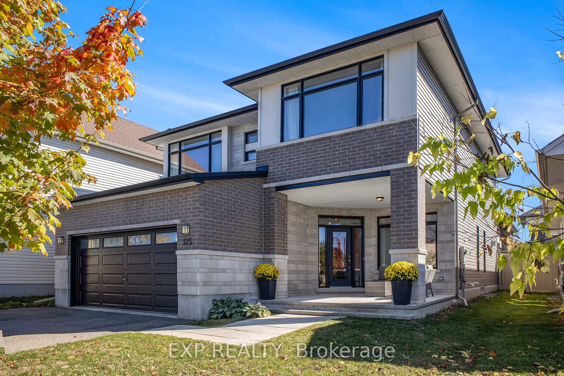 Photo 3 of 125 Stonemeadow Drive, Ottawa, Kanata - Bridlewood — HOMEH