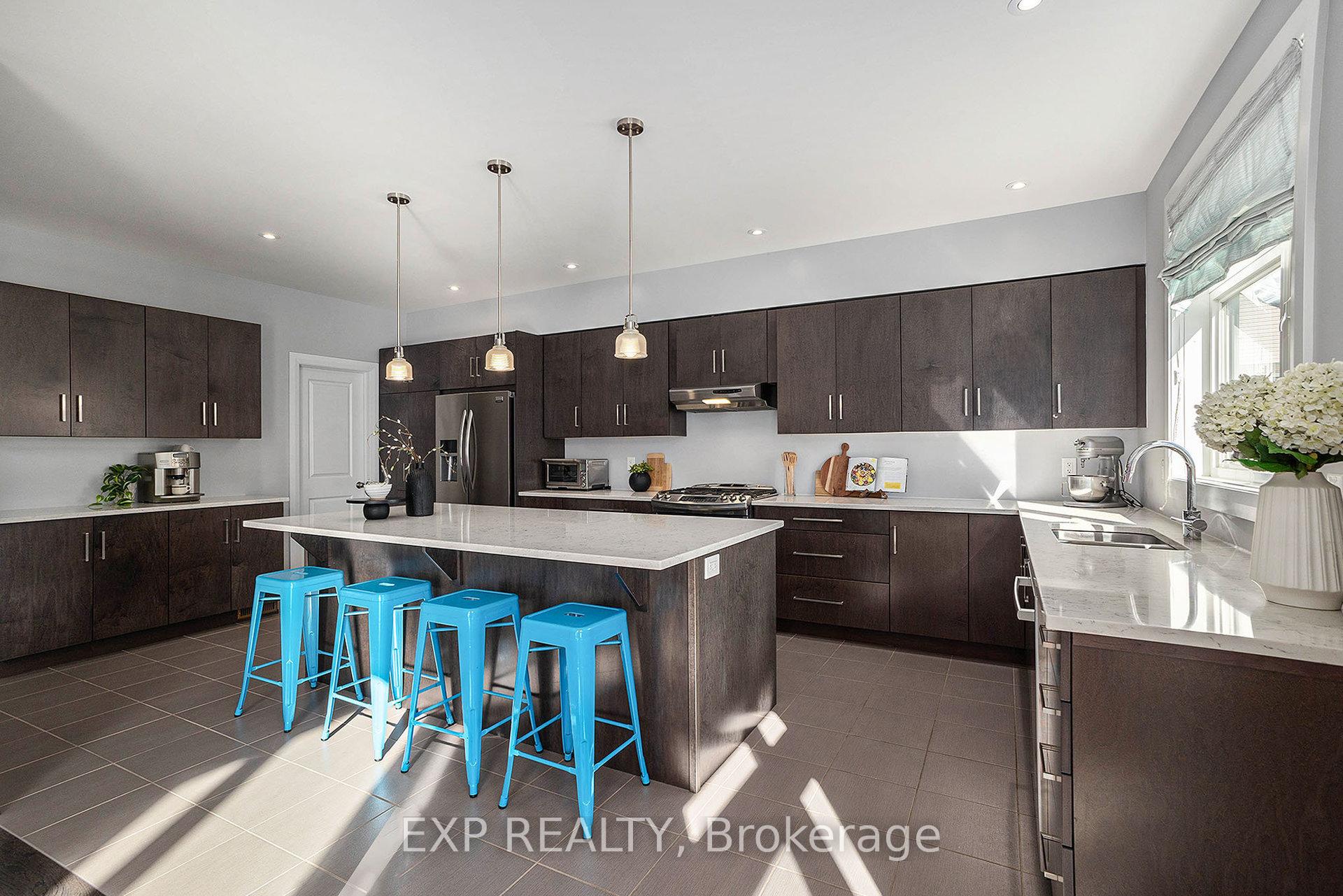 Photo 13 of 125 Stonemeadow Drive, Ottawa, Kanata - Bridlewood — HOMEH