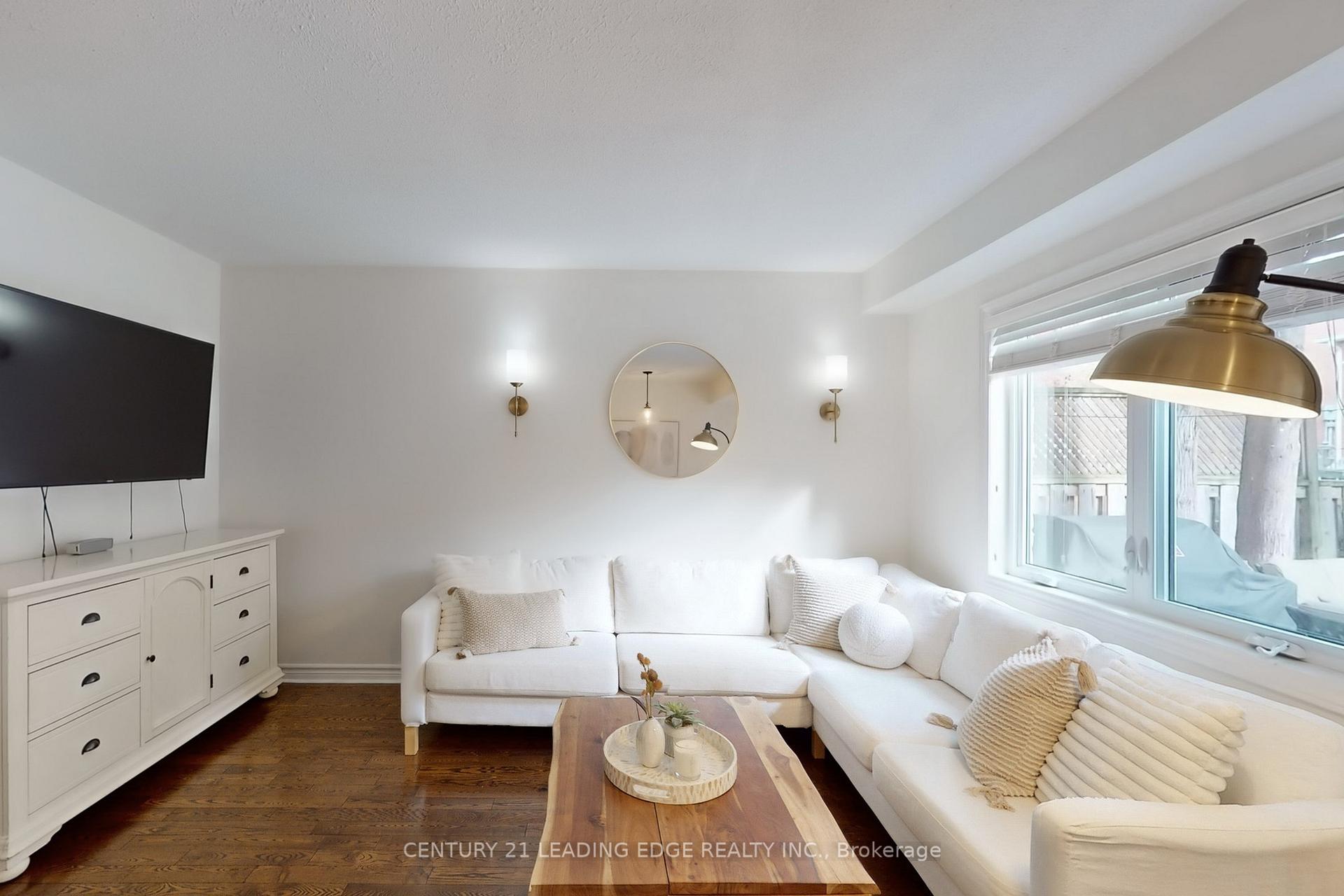 Photo 6 of 43 Karma Road, Markham, Markville — HOMEH
