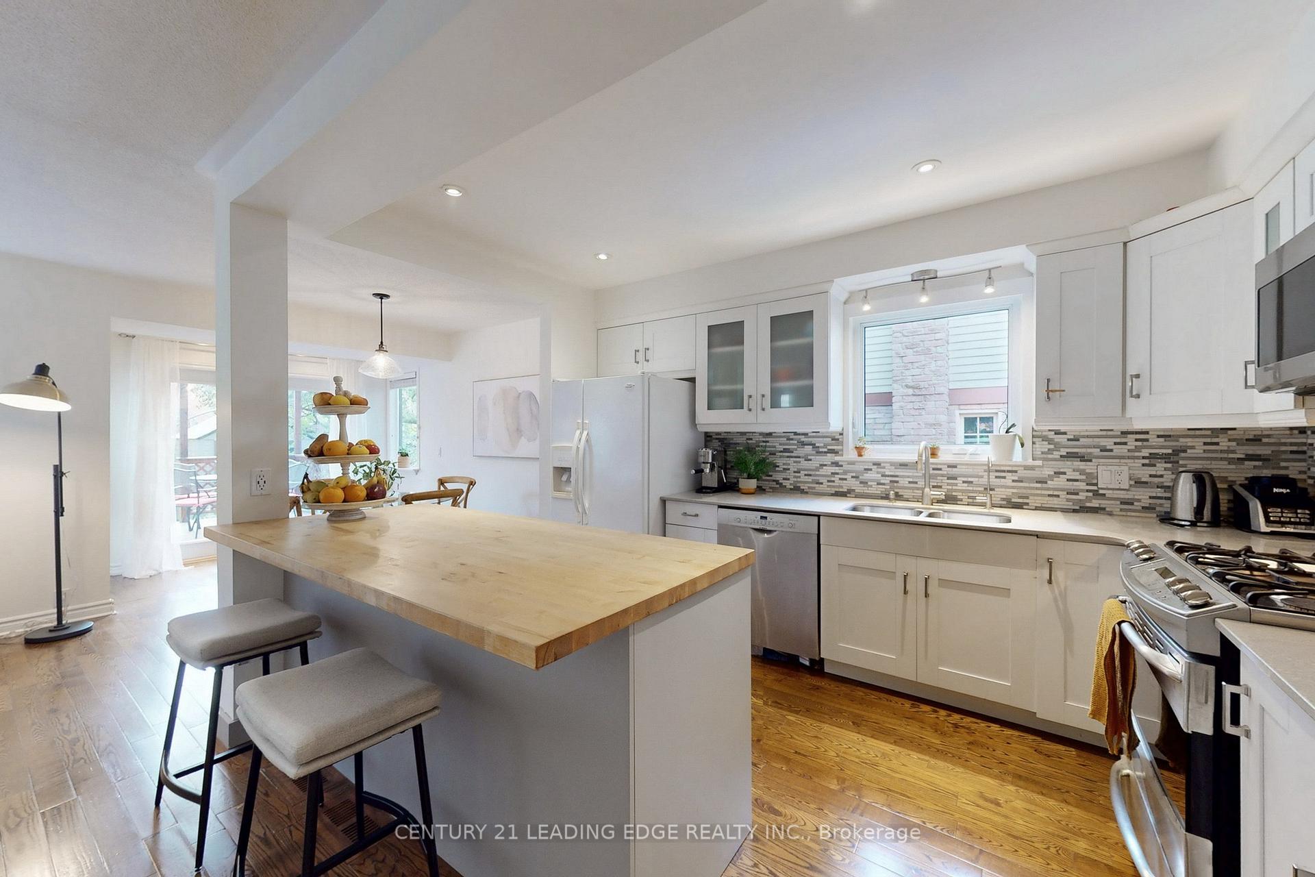 Photo 9 of 43 Karma Road, Markham, Markville — HOMEH