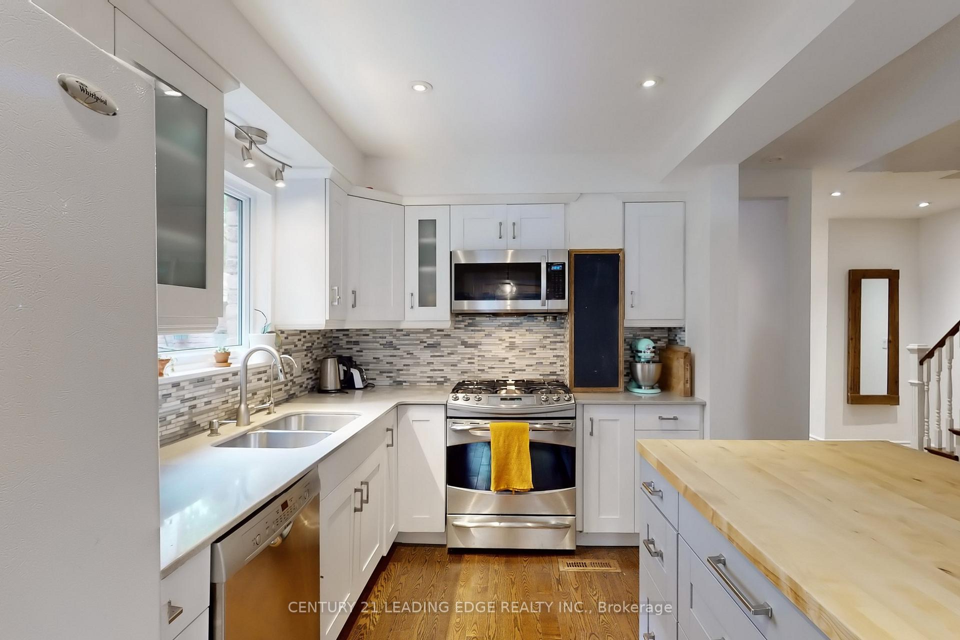 Photo 11 of 43 Karma Road, Markham, Markville — HOMEH