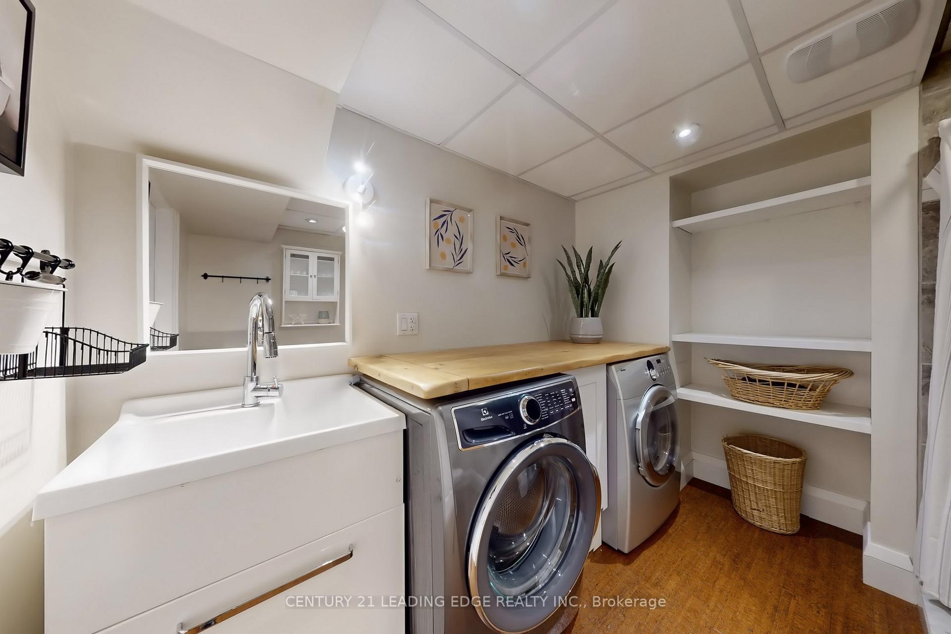 Photo 30 of 43 Karma Road, Markham, Markville — HOMEH