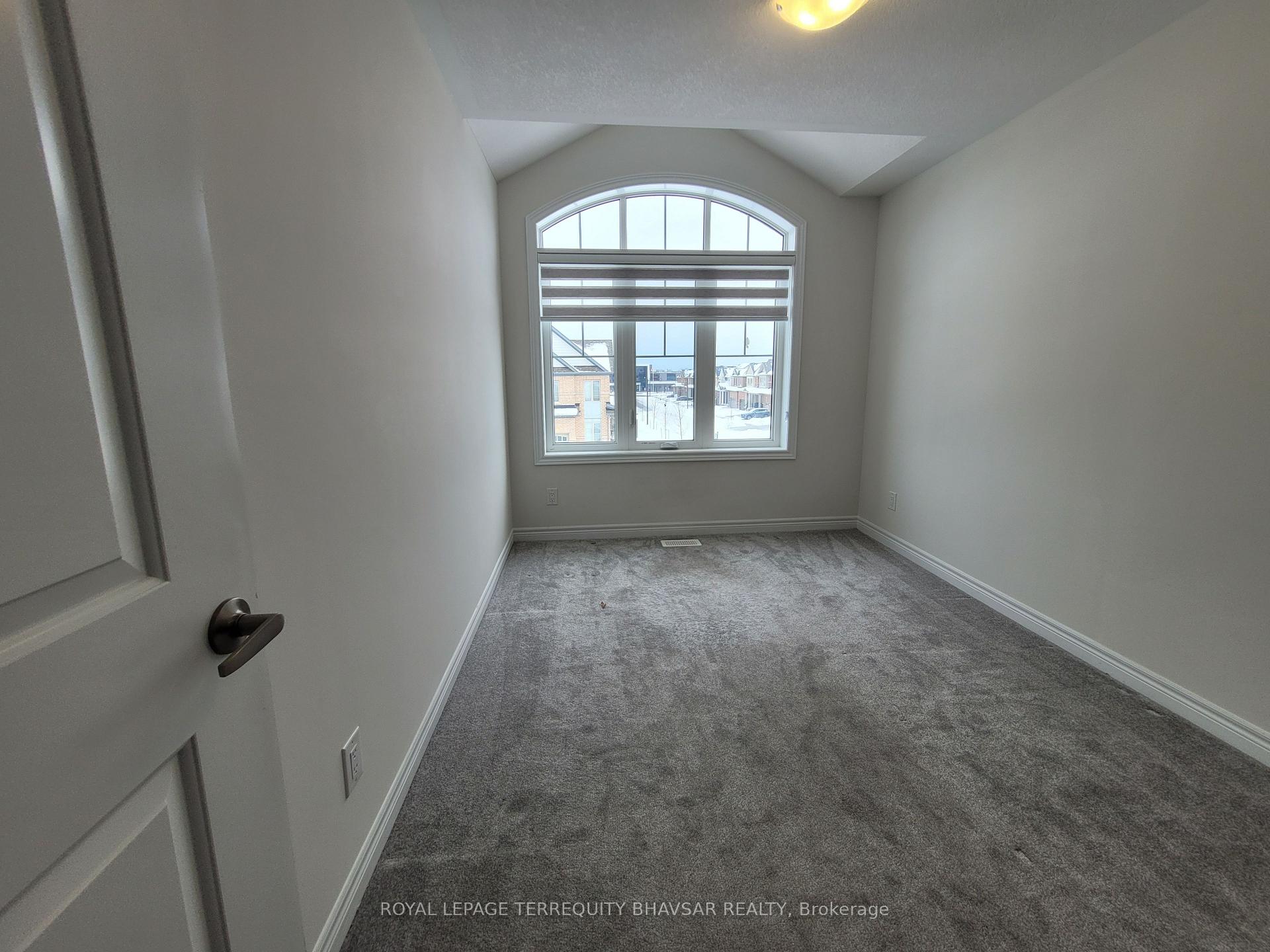 Photo 1 of 48 Reistwood Drive, Kitchener, Huron Park — HOMEH