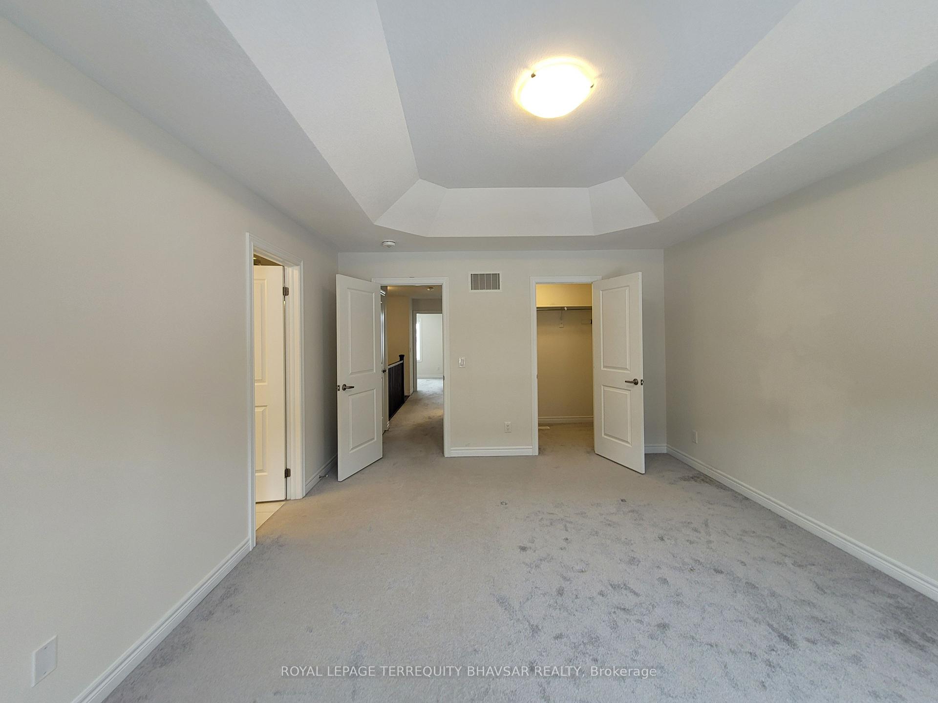 Photo 11 of 48 Reistwood Drive, Kitchener, Huron Park — HOMEH