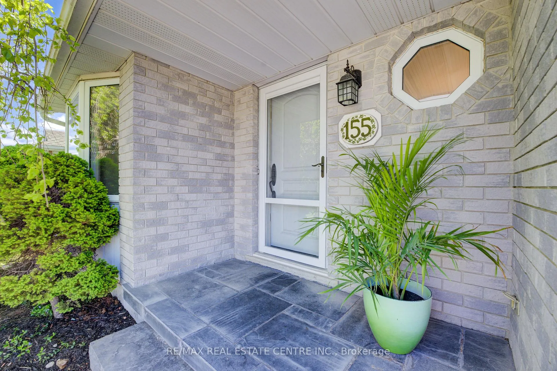 Photo 1 of 155 Bankside Drive, Kitchener — HOMEH