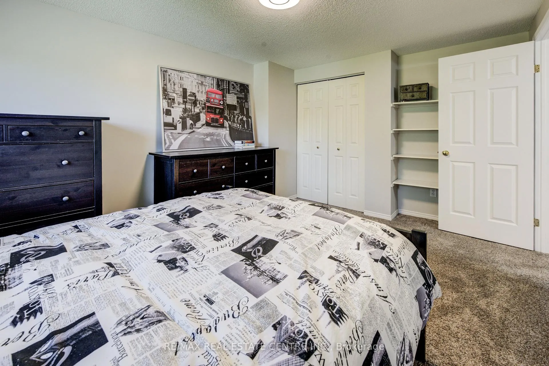 Photo 54 of 155 Bankside Drive, Kitchener — HOMEH