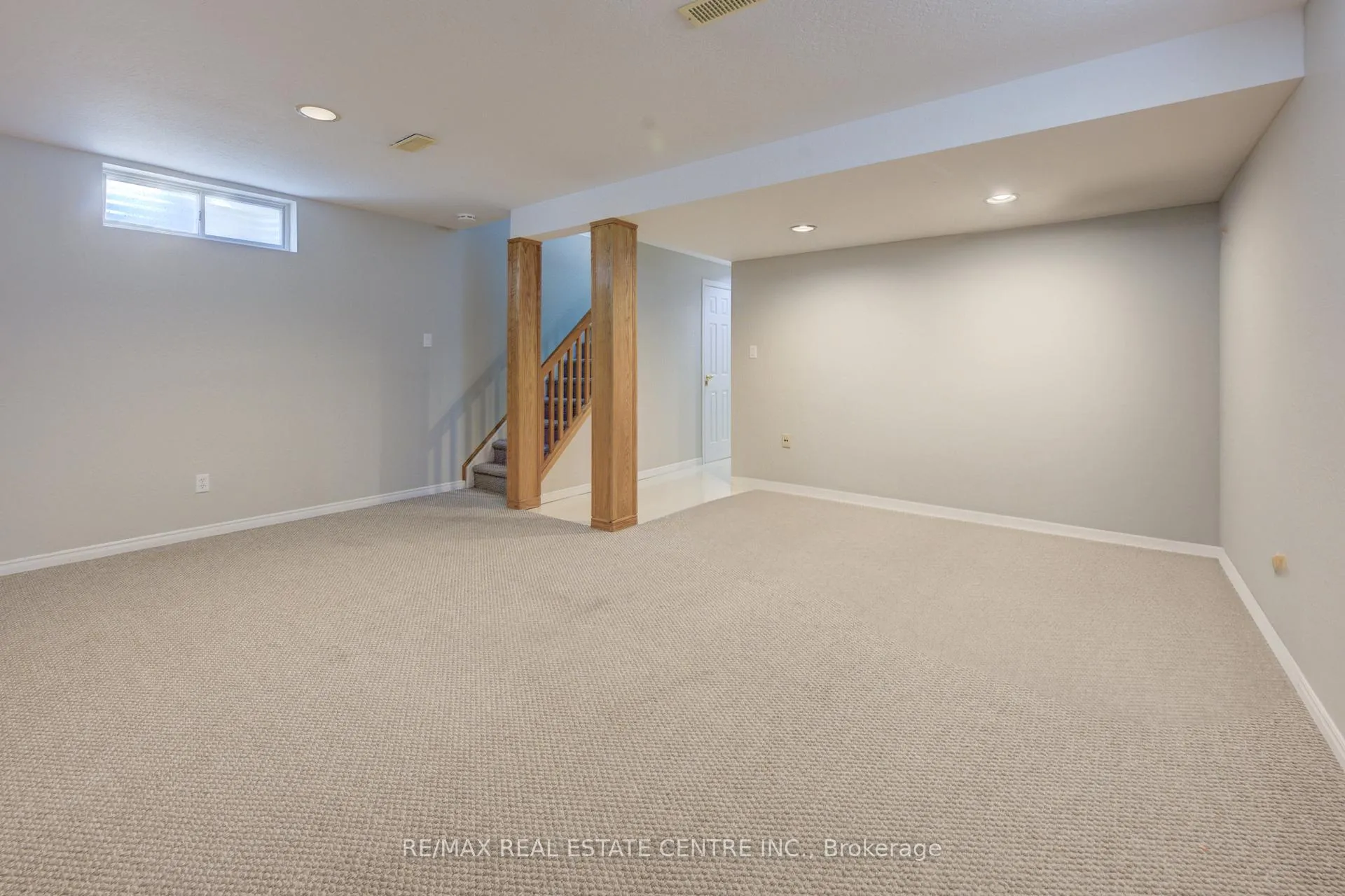 Photo 72 of 155 Bankside Drive, Kitchener — HOMEH