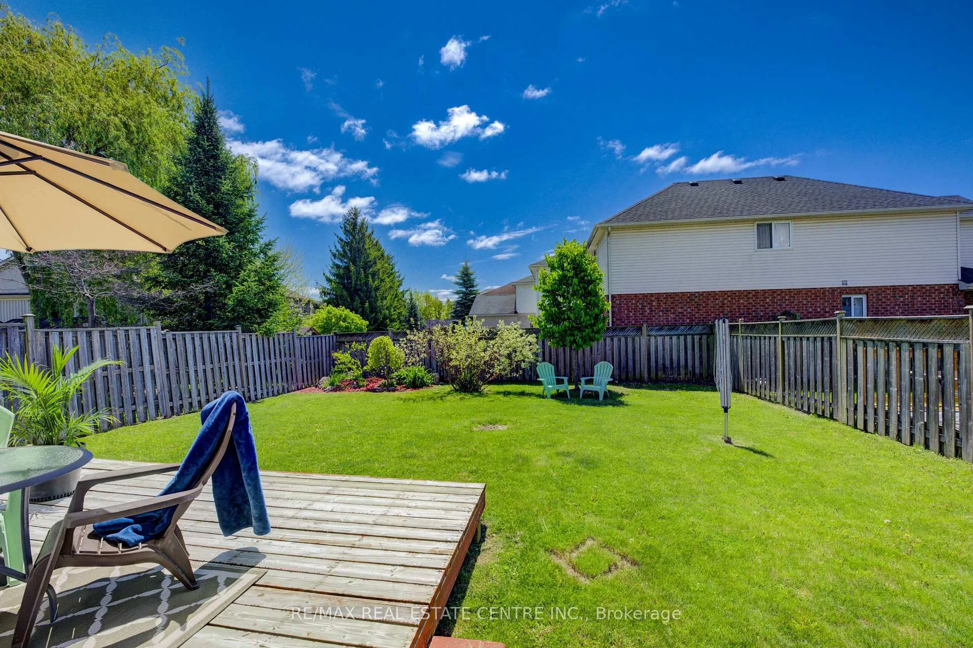 Photo 98 of 155 Bankside Drive, Kitchener — HOMEH