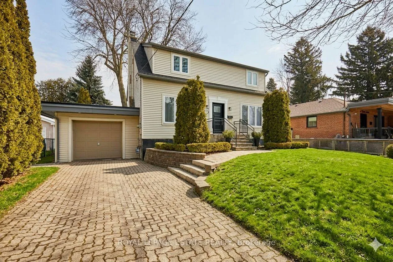 Photo 1 of 15 Squires Avenue, Toronto, O'Connor-Parkview — HOMEH