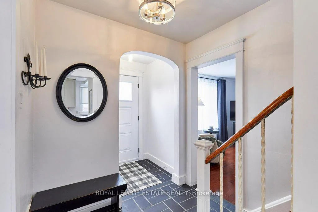 Photo 4 of 15 Squires Avenue, Toronto, O'Connor-Parkview — HOMEH