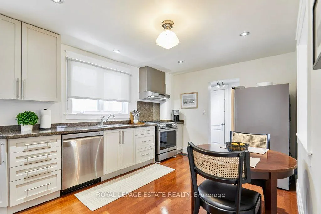 Photo 7 of 15 Squires Avenue, Toronto, O'Connor-Parkview — HOMEH