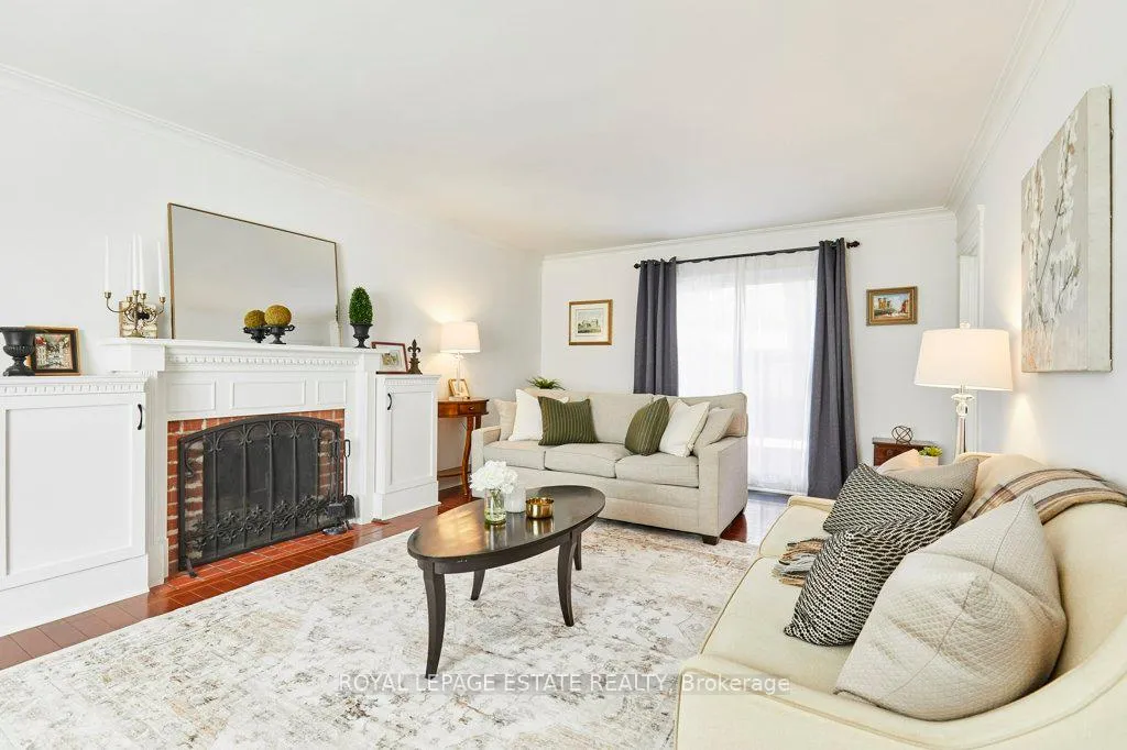 Photo 10 of 15 Squires Avenue, Toronto, O'Connor-Parkview — HOMEH