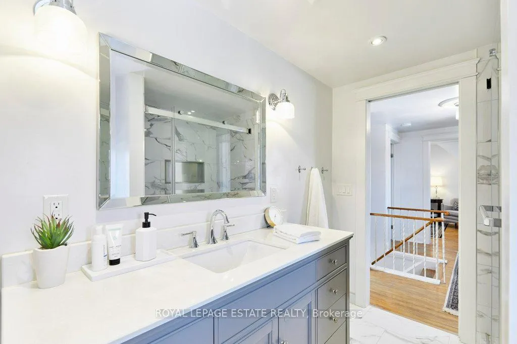 Photo 23 of 15 Squires Avenue, Toronto, O'Connor-Parkview — HOMEH