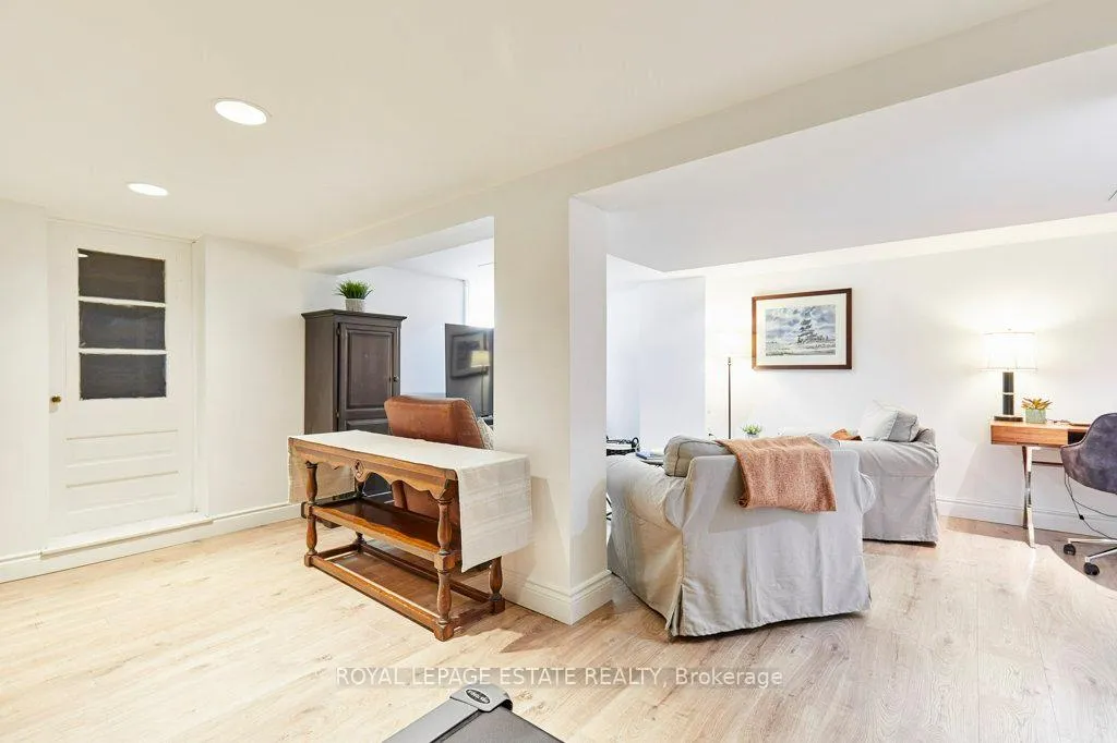 Photo 29 of 15 Squires Avenue, Toronto, O'Connor-Parkview — HOMEH