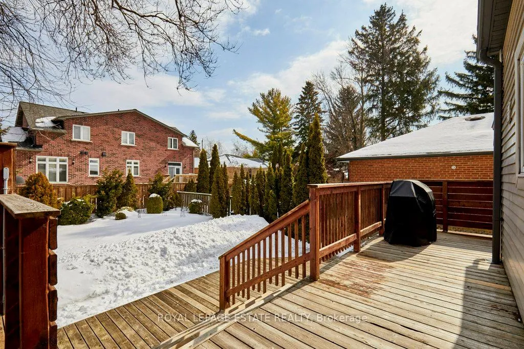 Photo 33 of 15 Squires Avenue, Toronto, O'Connor-Parkview — HOMEH