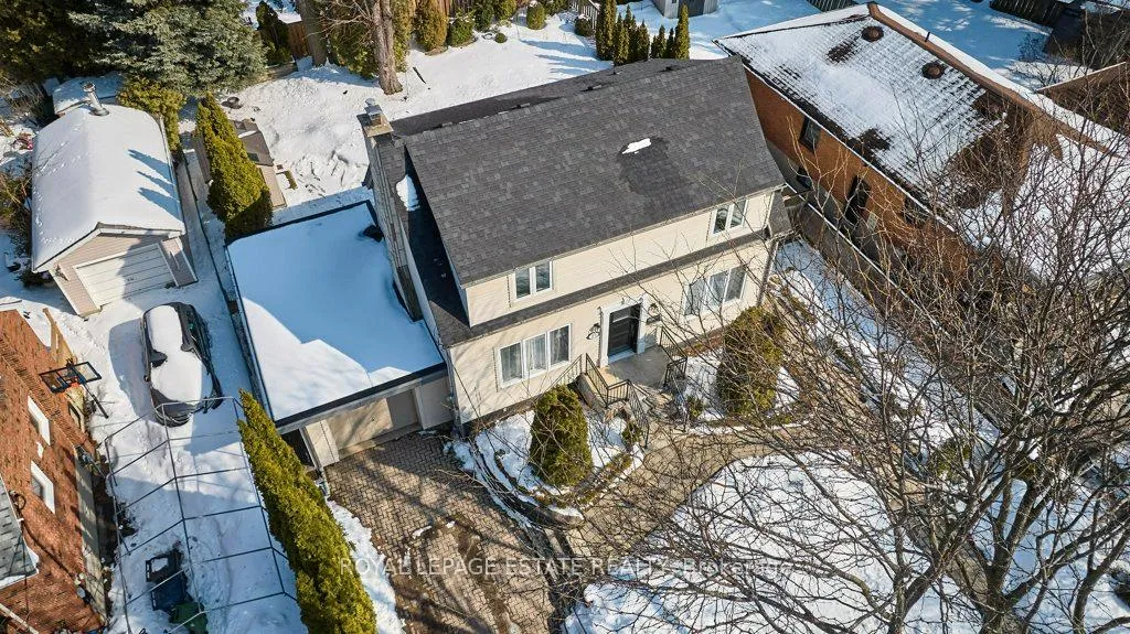 Photo 38 of 15 Squires Avenue, Toronto, O'Connor-Parkview — HOMEH